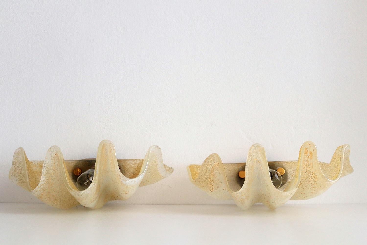 Italian Murano Glass Shell and Brass Wall Sconces or Wall Lights, 1970s 9