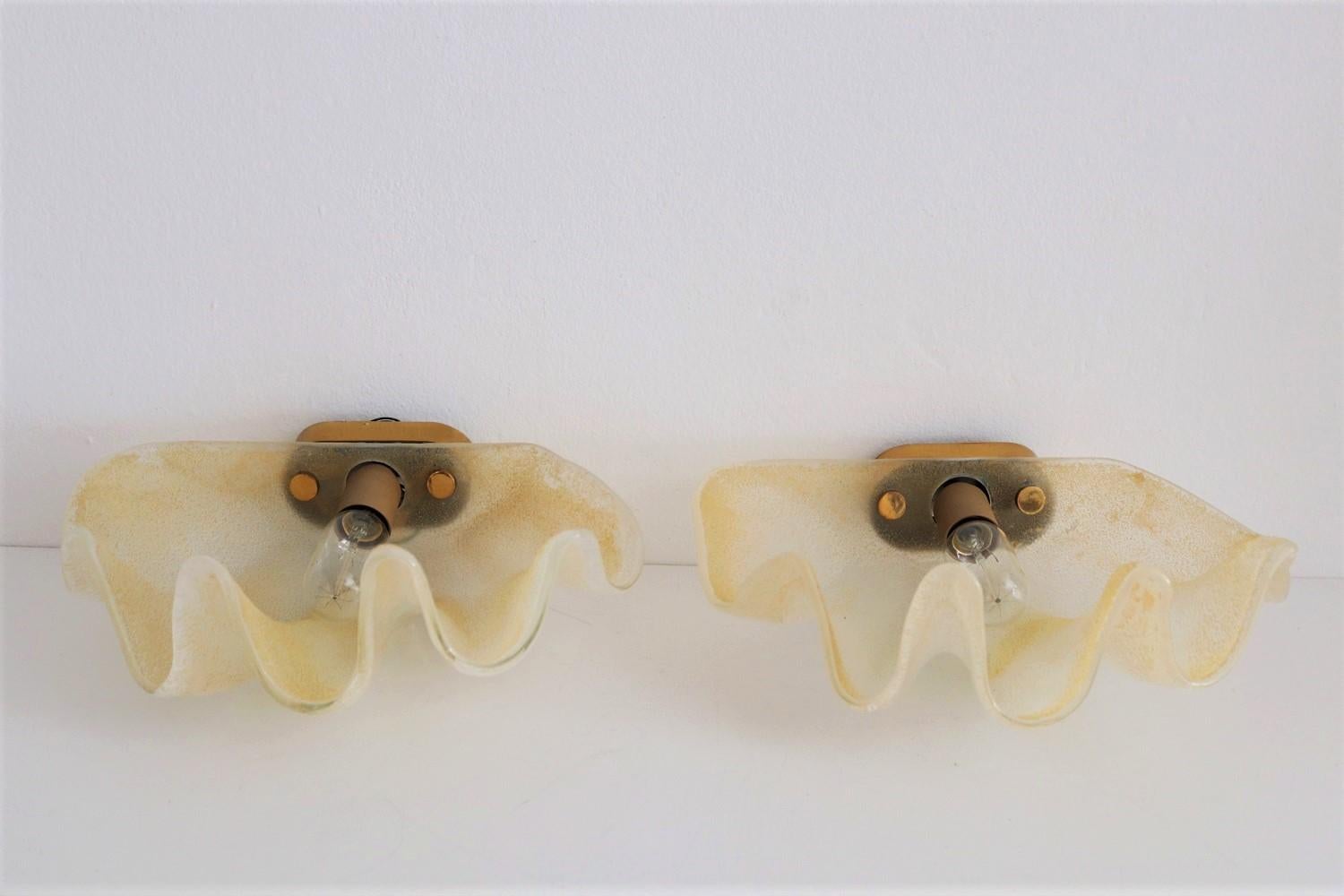 Italian Murano Glass Shell and Brass Wall Sconces or Wall Lights, 1970s 13