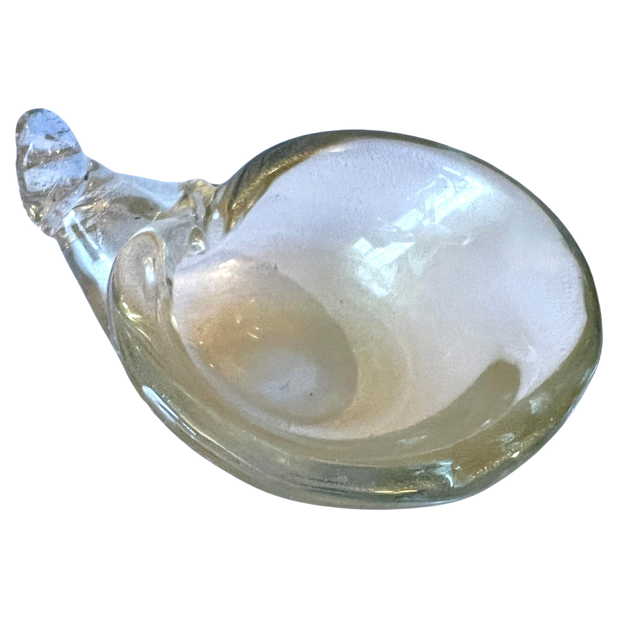 Concha italiana de cristal de Murano con escamas de oro auténtico Italiano en venta
