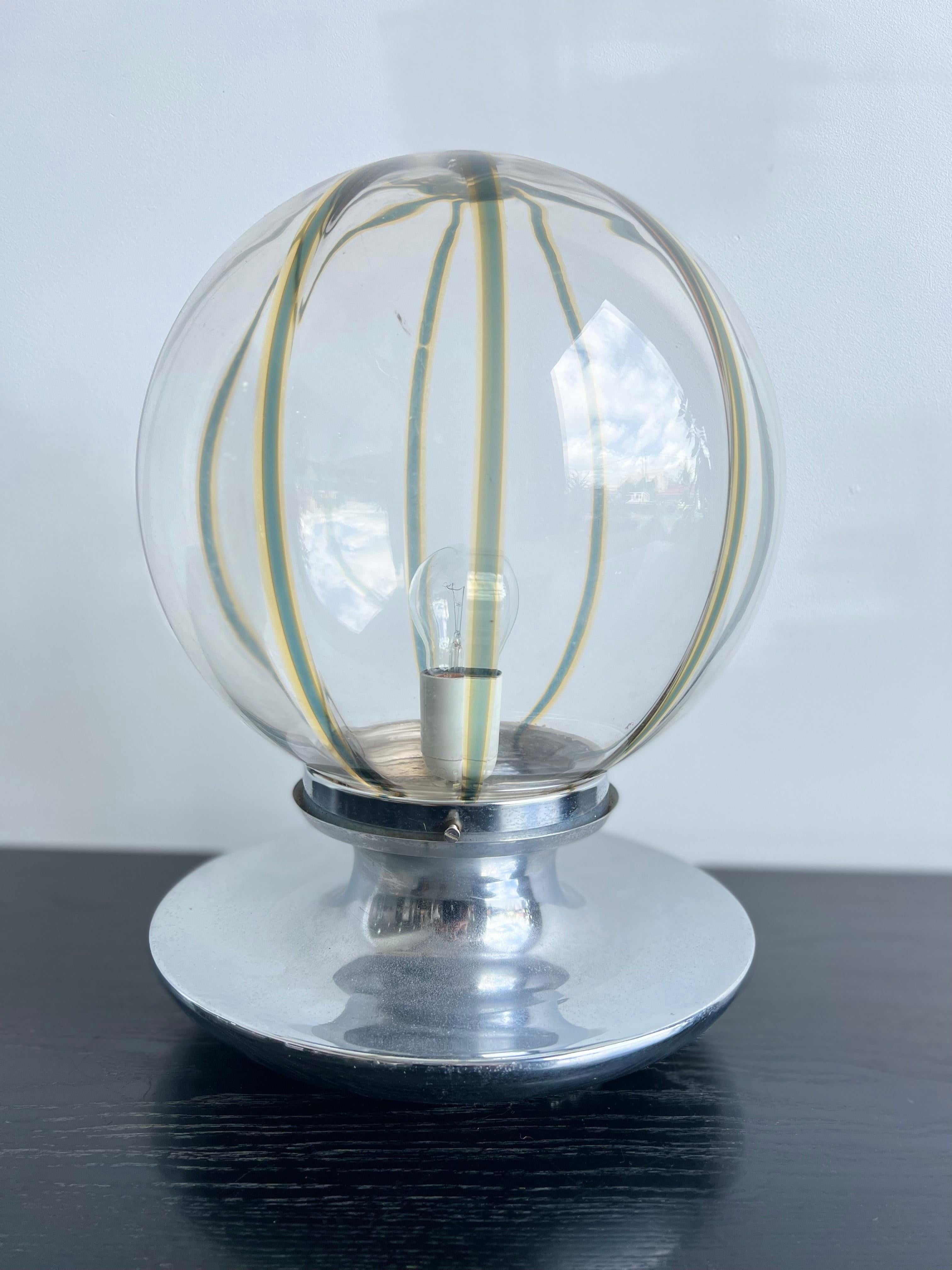 Late 20th Century Italian Murano Glass Spherical Table Lamp In Chrome by Tony Zuccheri For Sale