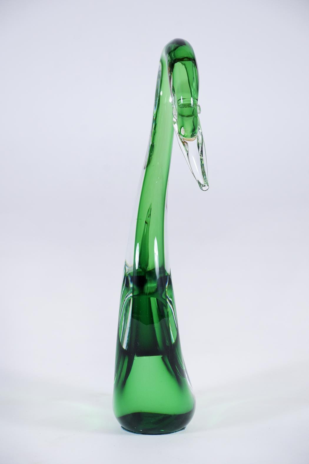 Italian Murano Glass Style Swan In Good Condition For Sale In Los Angeles, CA