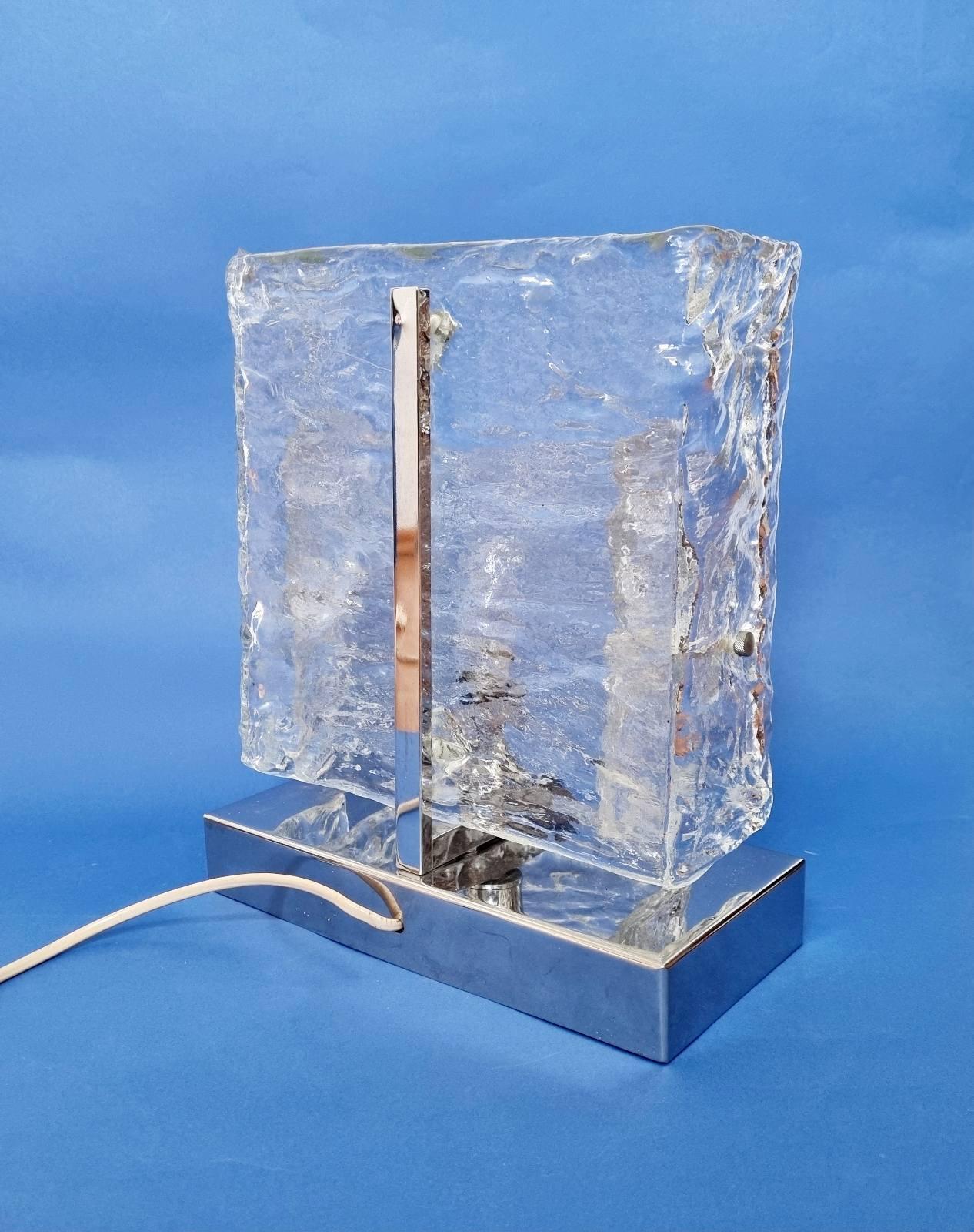 Italienische Muranoglas-Tischlampe Entworfen von Carlo Nason für Mazzega, Italien, 70er Jahre im Angebot 3