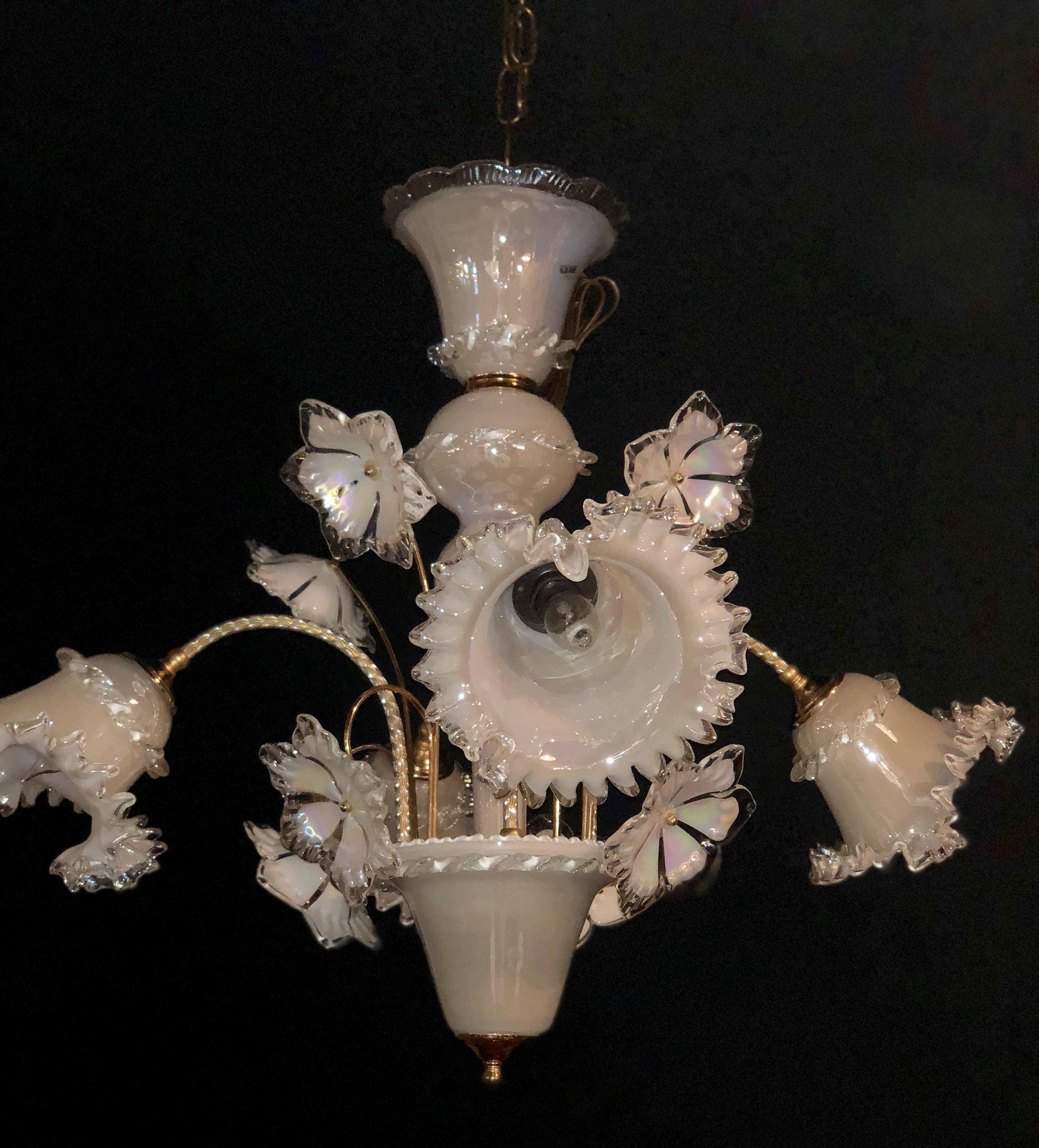 Hollywood Regency Italian Murano Glass Tulip Form Chandelier