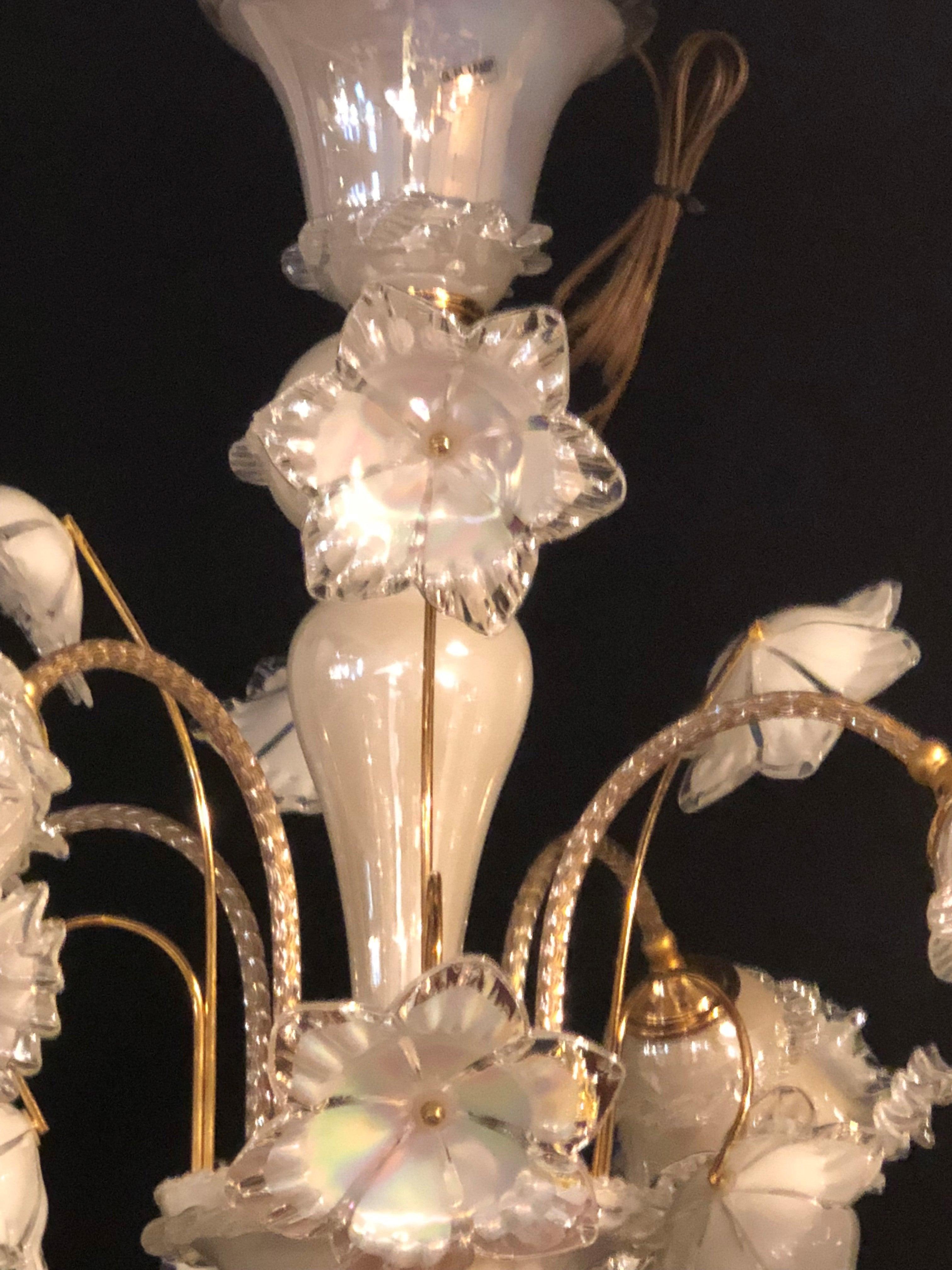 20th Century Italian Murano Glass Tulip Form Chandelier