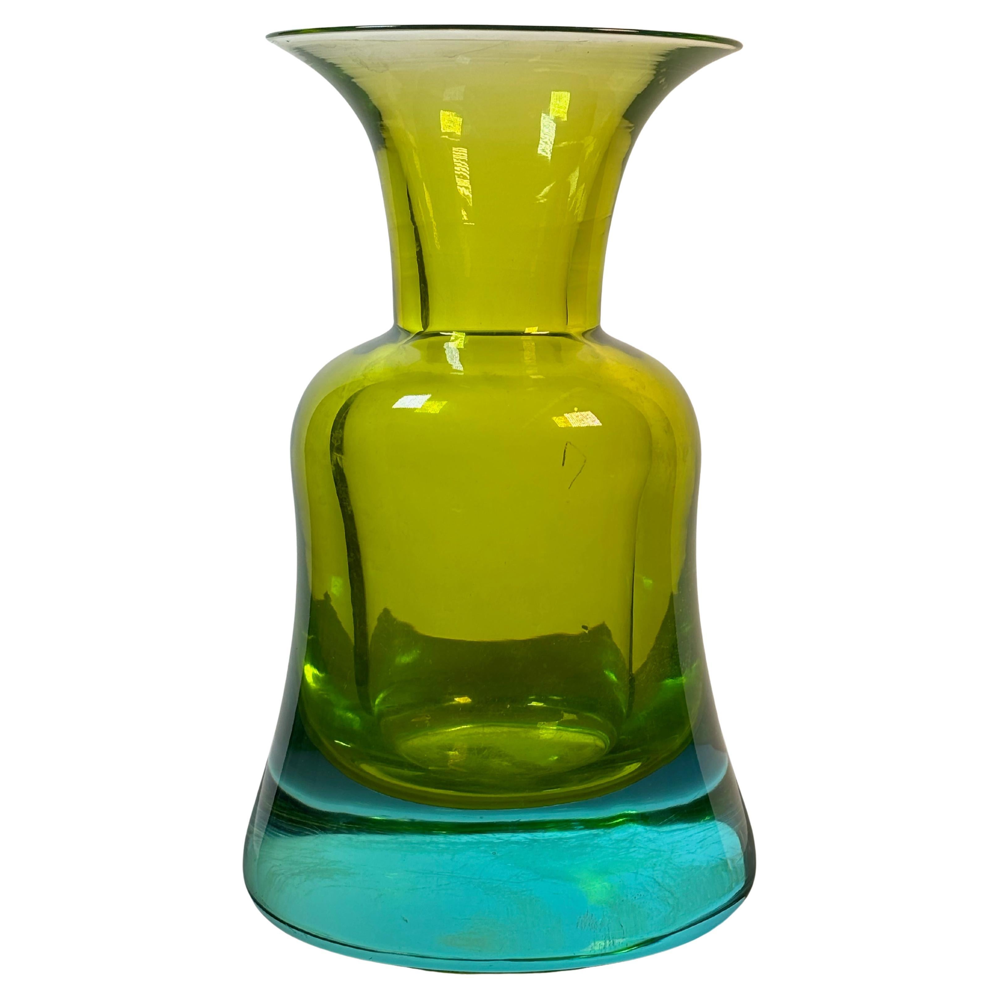 Vaso italiano in vetro di Murano di Mario Pinzoni per Seguso Vetri d'Arte