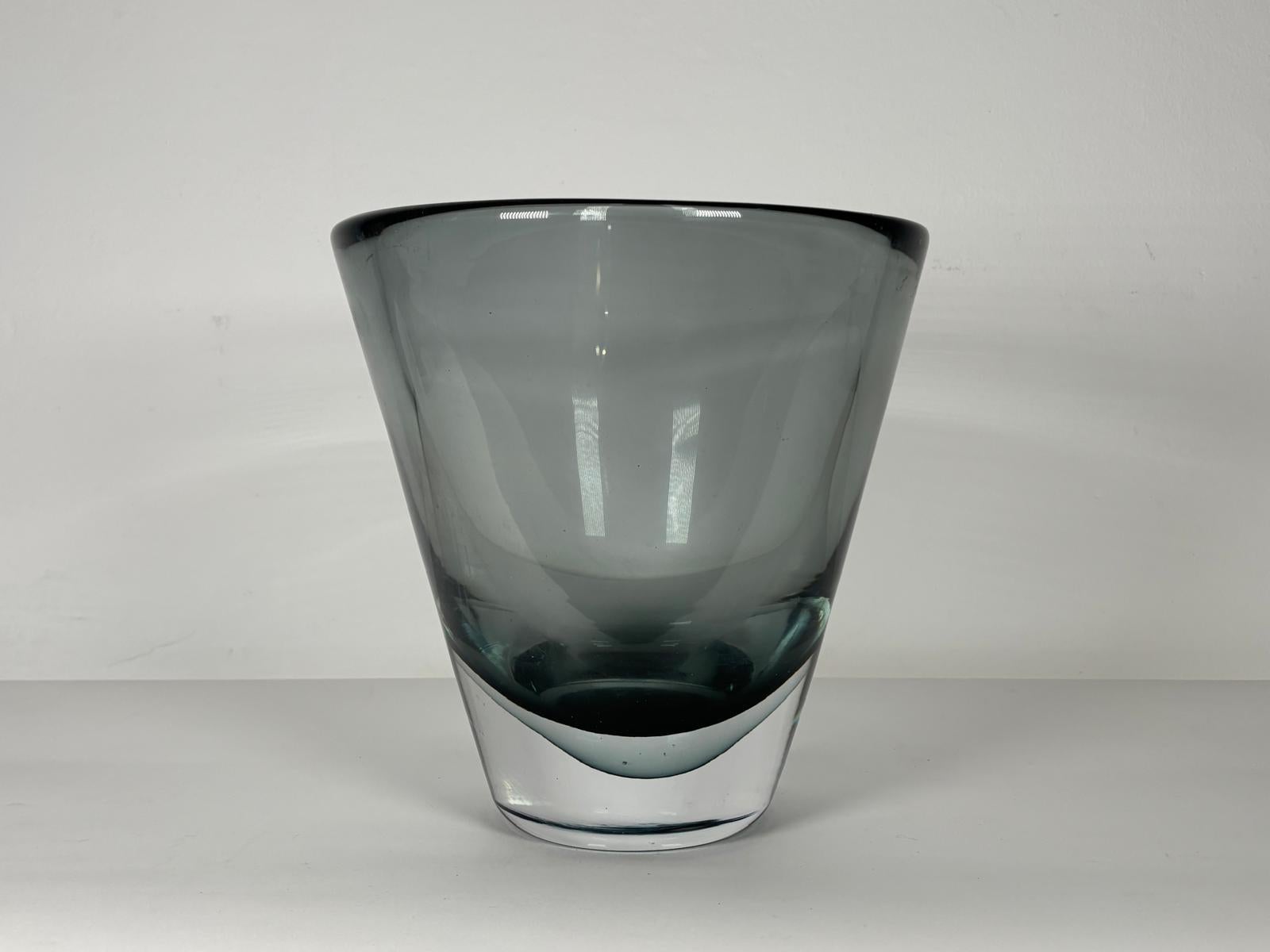Moderno Vaso in vetro di Murano di Pino Signoretto in vendita