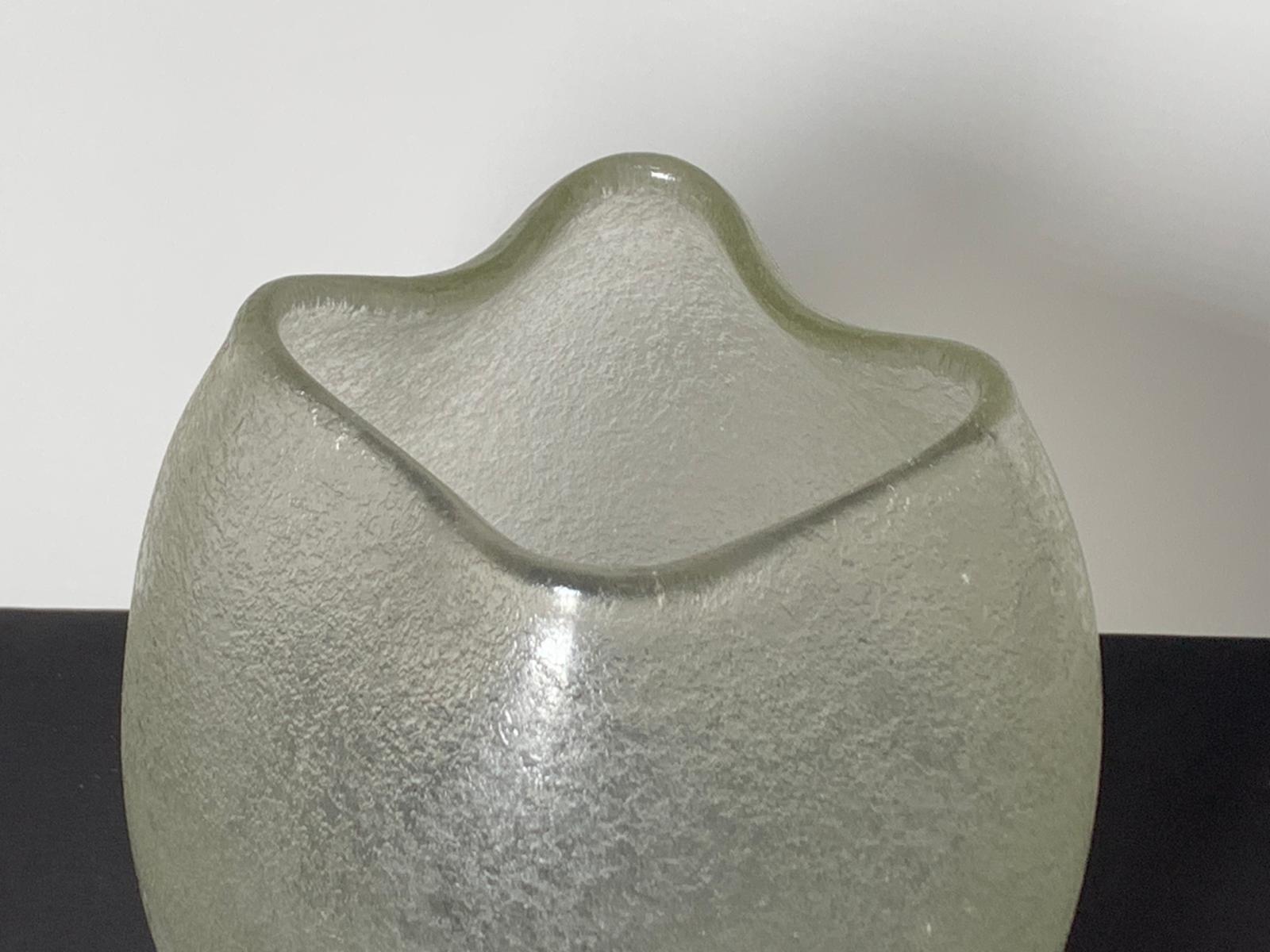 Italian Murano Glass Vase Corrosi Series by Flavio Poli for Seguso Vetri d'Arte In Excellent Condition For Sale In Milan, Italy