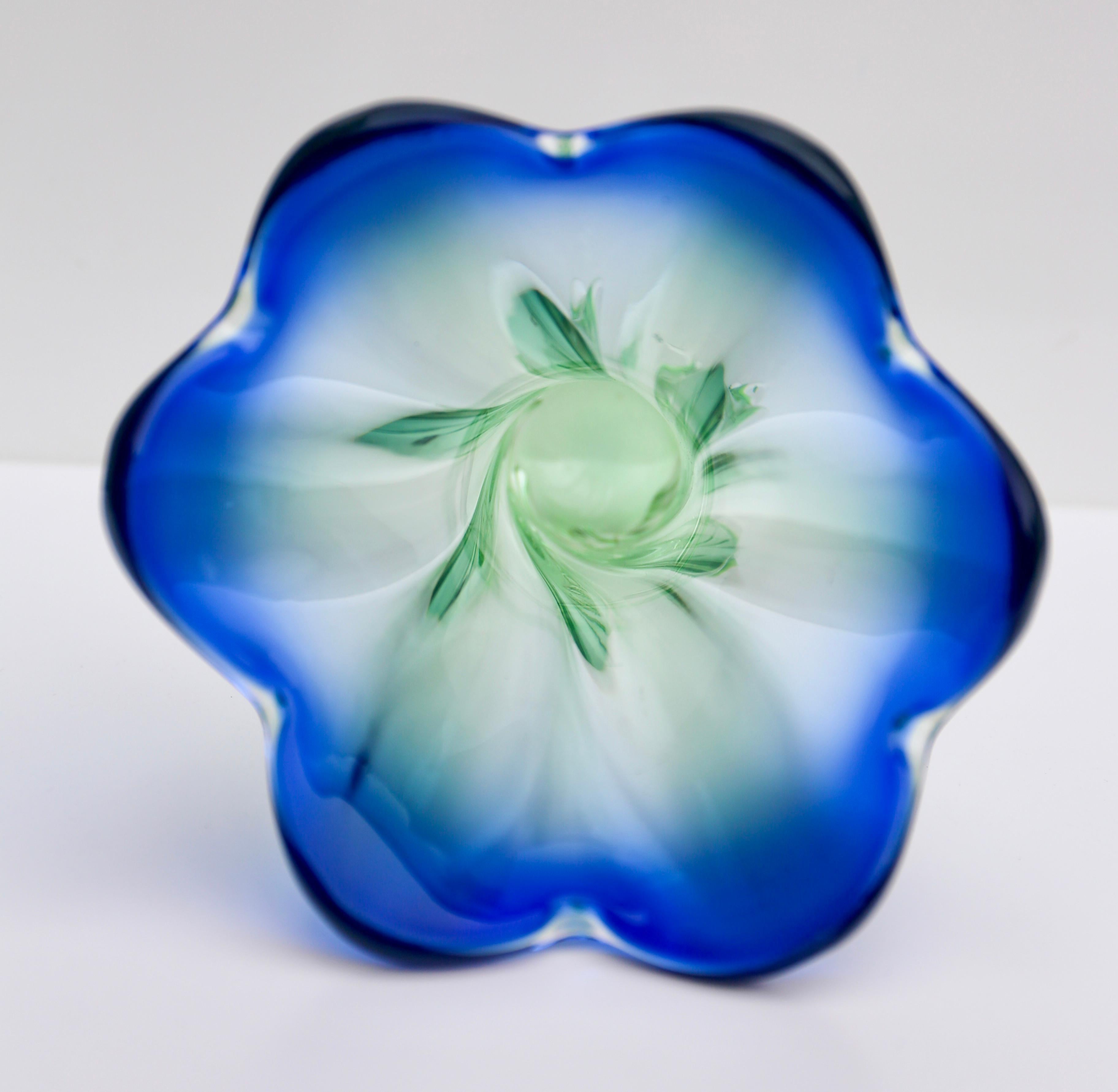 Italian Murano Glass Vase In Good Condition For Sale In Antwerp, BE