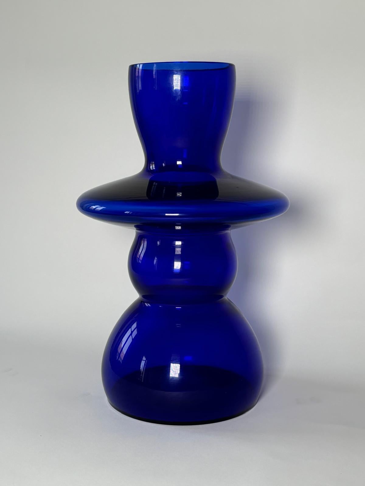 Moderno Vaso italiano in vetro di Murano Modello Gonzaga di Emmanuel Babled per Venini in vendita