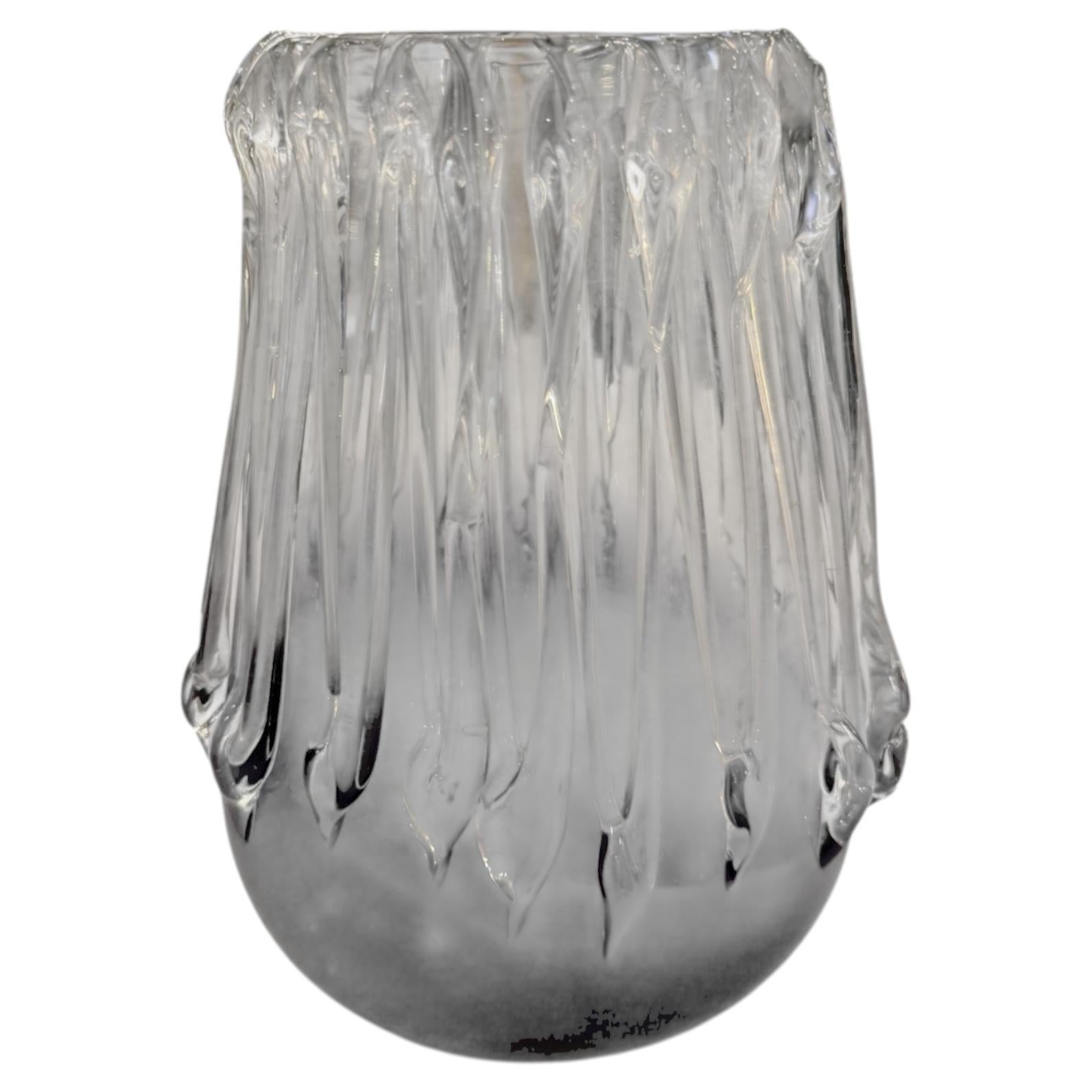 Jarrón italiano de cristal de Murano con crestas verticales, años 70 en venta