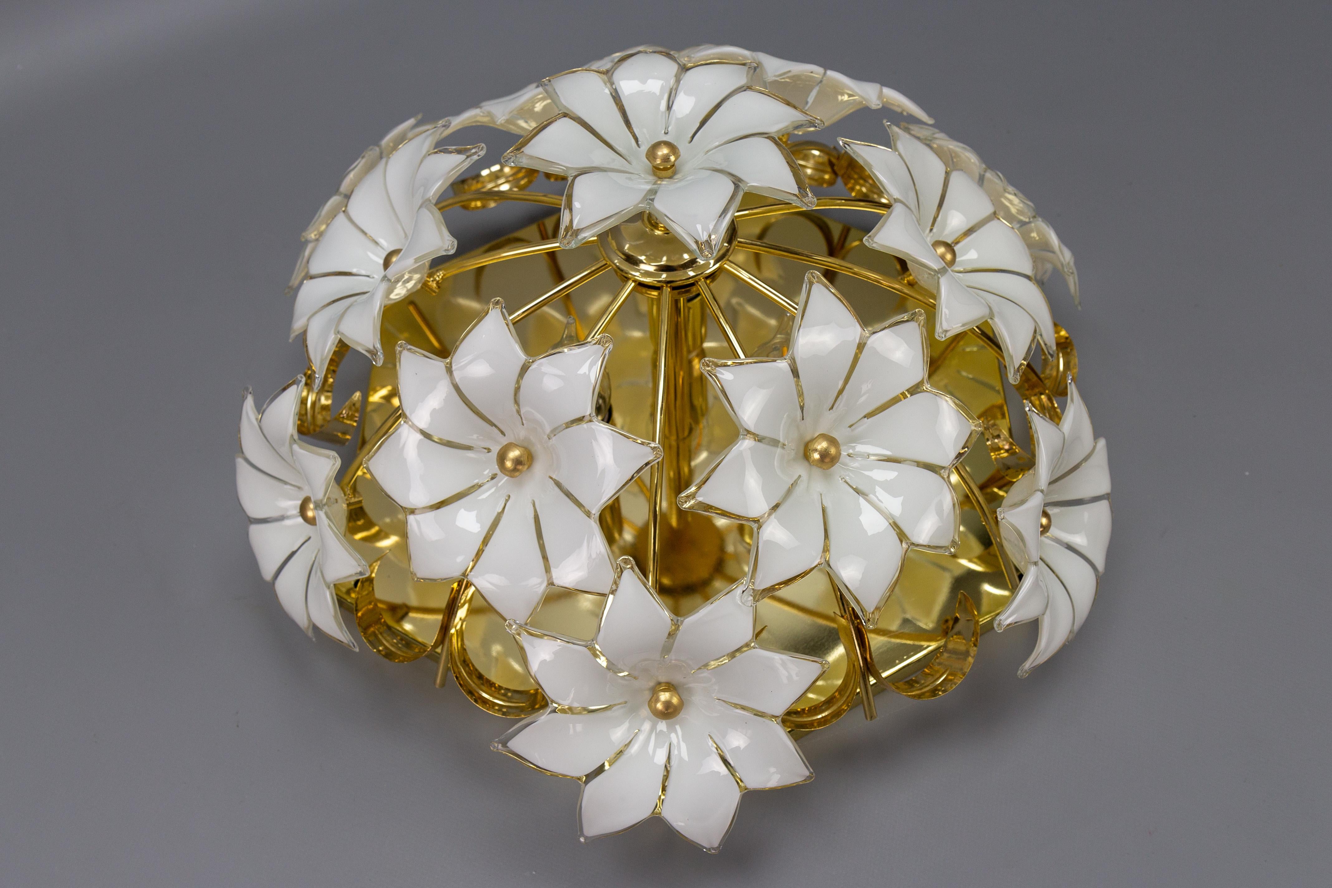 Italian Murano Glass White Flower Three-Light Flush Mount, 1970s For Sale 6