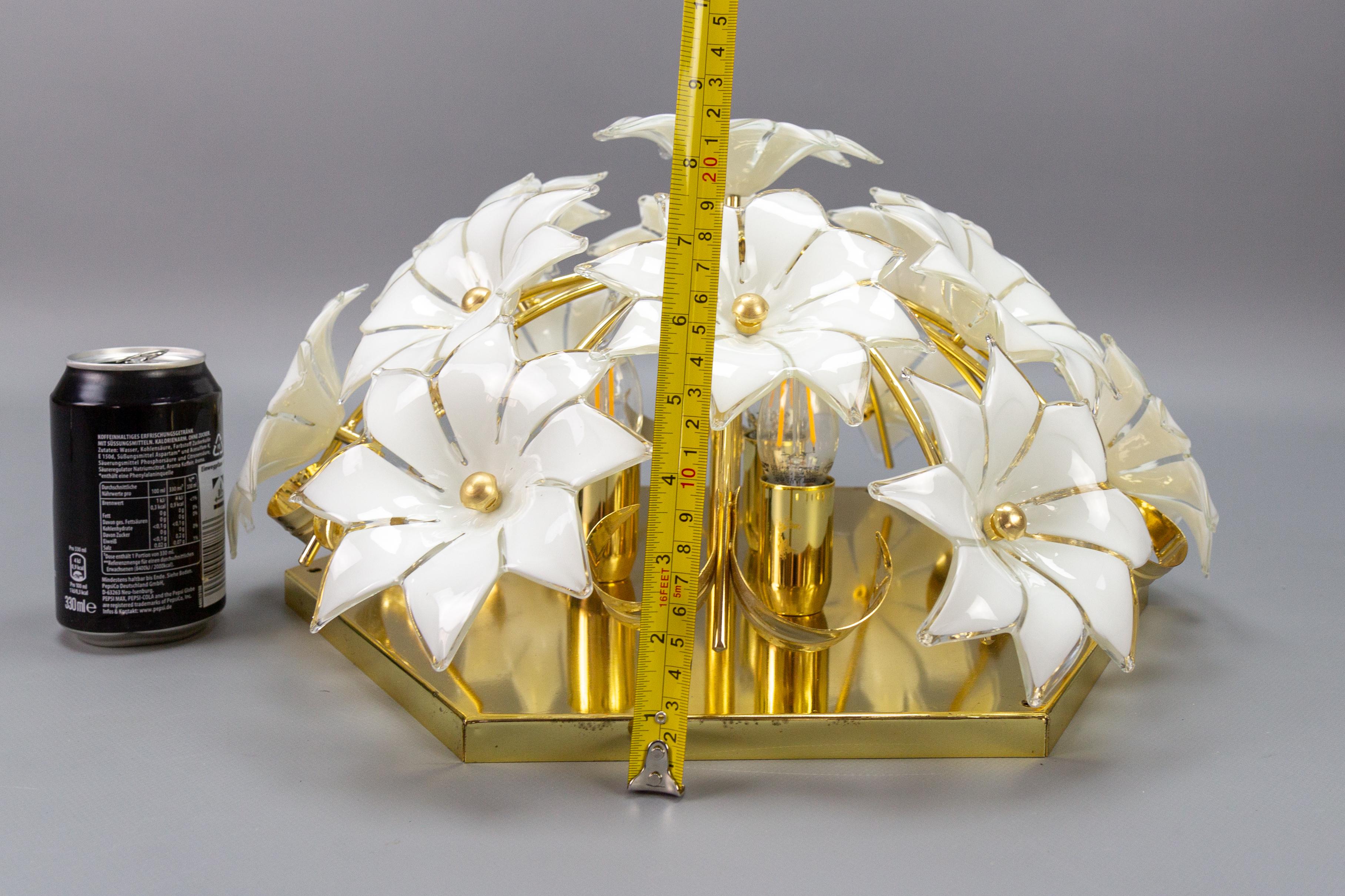 Italian Murano Glass White Flower Three-Light Flush Mount, 1970s For Sale 9