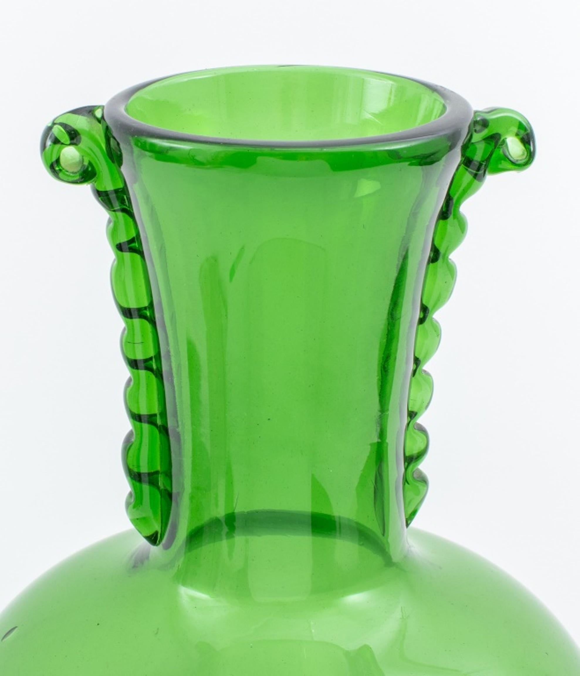 Mid-20th Century Italian Murano Green Empoli Glass Vase For Sale