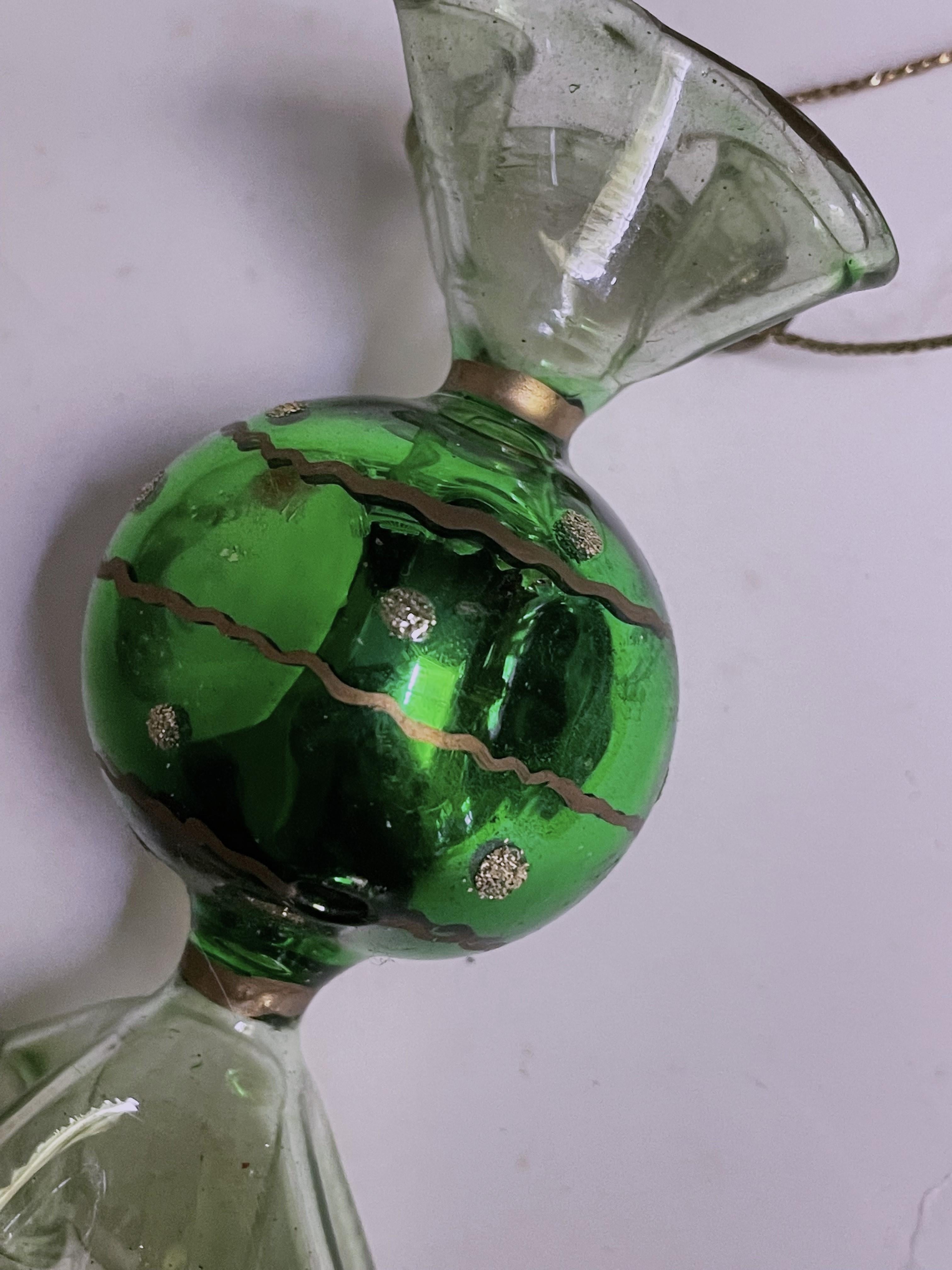 Mid-Century Modern Italian Murano Green Glass Wrapped Candy Christmas Tree Ornament For Sale