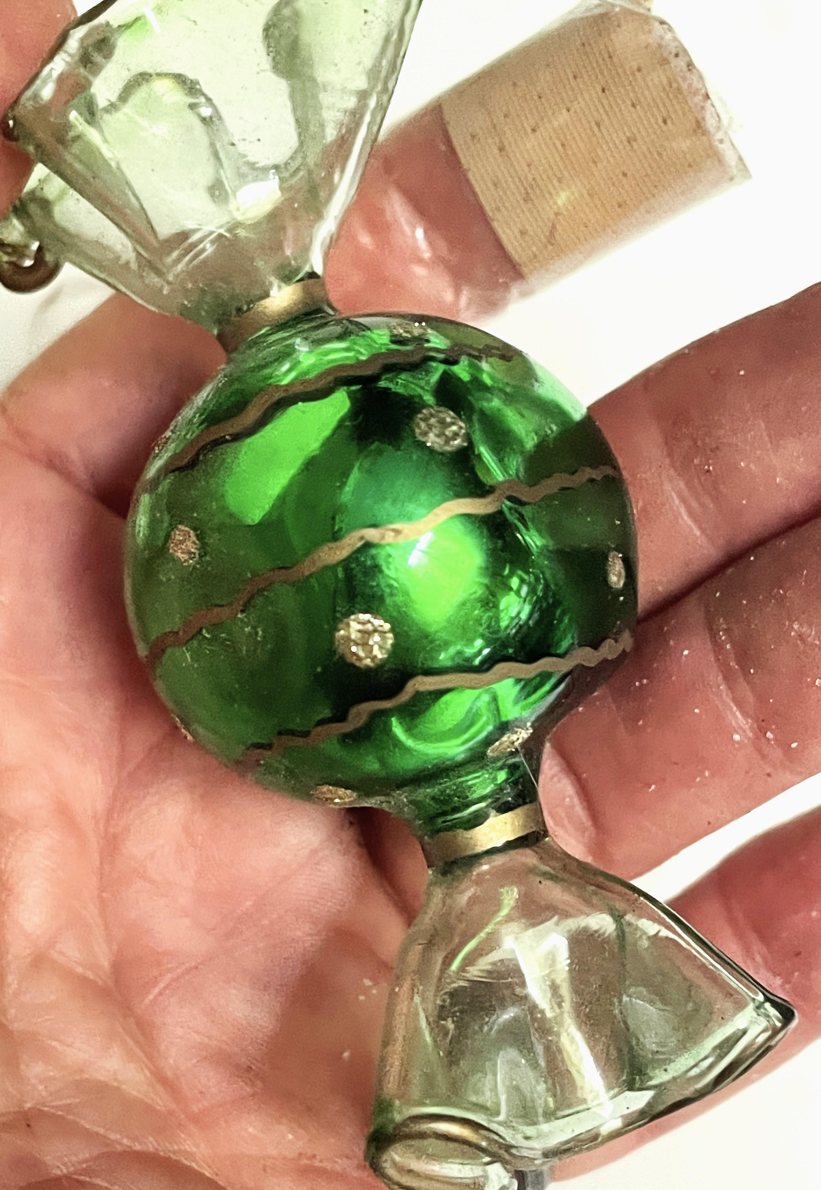 Italian Murano Green Glass Wrapped Candy Christmas Tree Ornament For Sale 2