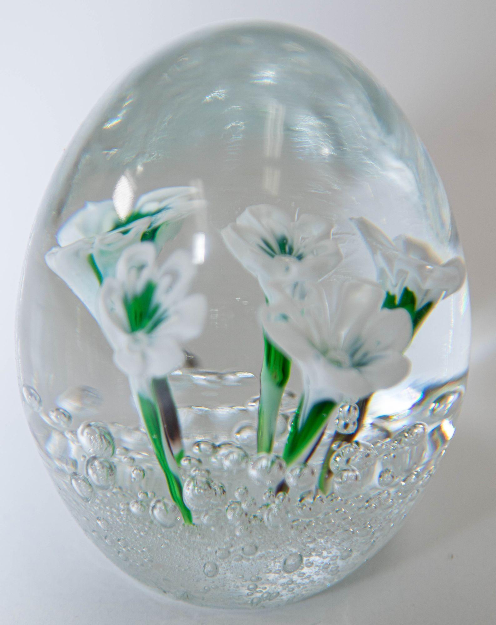 Mid-Century Modern Italian Murano Handblown Art Glass Paperweight with White Flowers Fratelli Toso For Sale