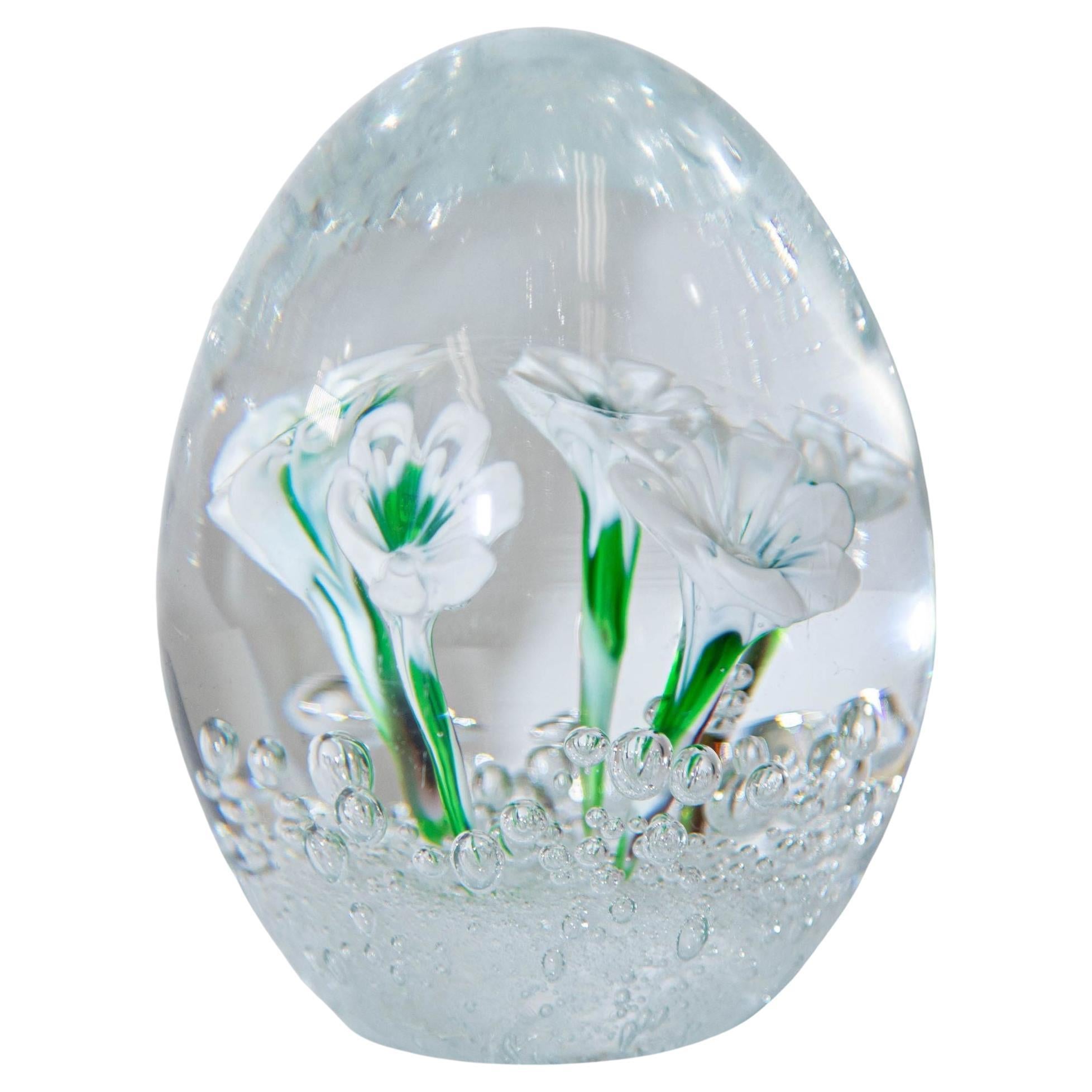 Italian Murano Handblown Art Glass Paperweight with White Flowers Fratelli Toso For Sale