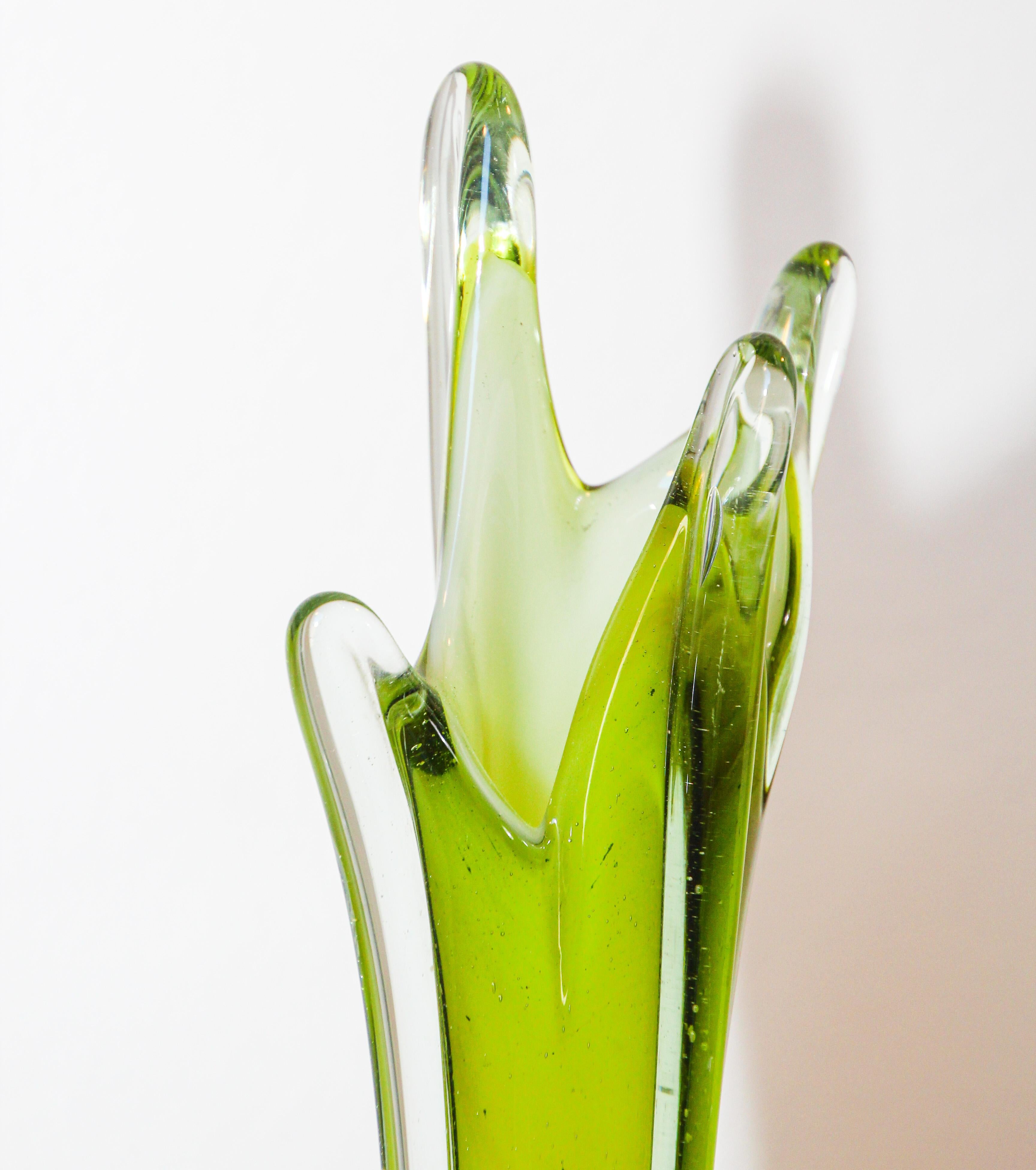 Italian Murano Handblown Art Glass Vase Sculpture Long Neck For Sale 4