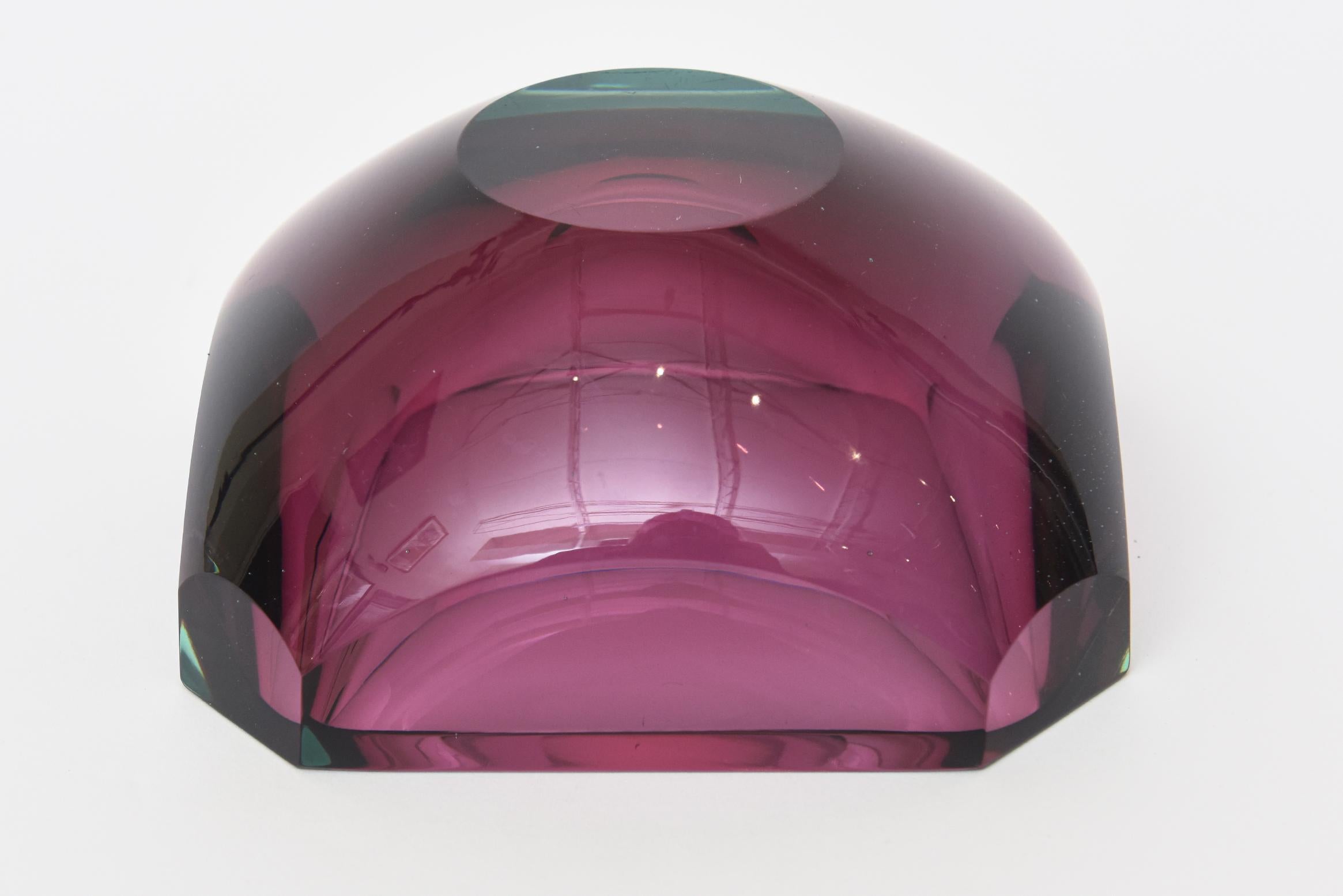 Murano Mandruzzato Jewel Toned Emerald Green, Purple Faceted Glass Bowl Italian For Sale 2