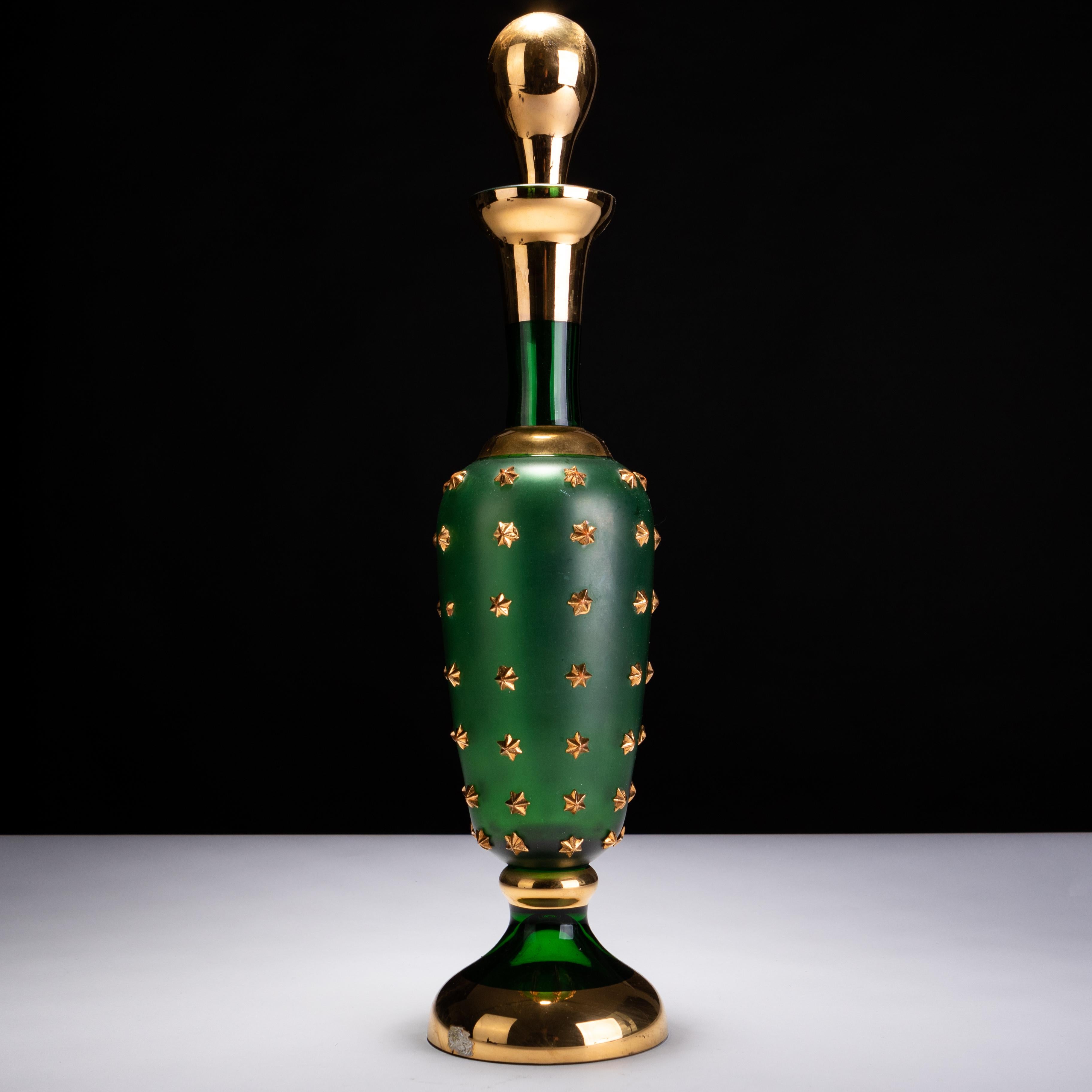 Italian Murano Large 24 KT Gold Mid-Century Glass Starry Venetian Decanter In Good Condition For Sale In Nottingham, GB