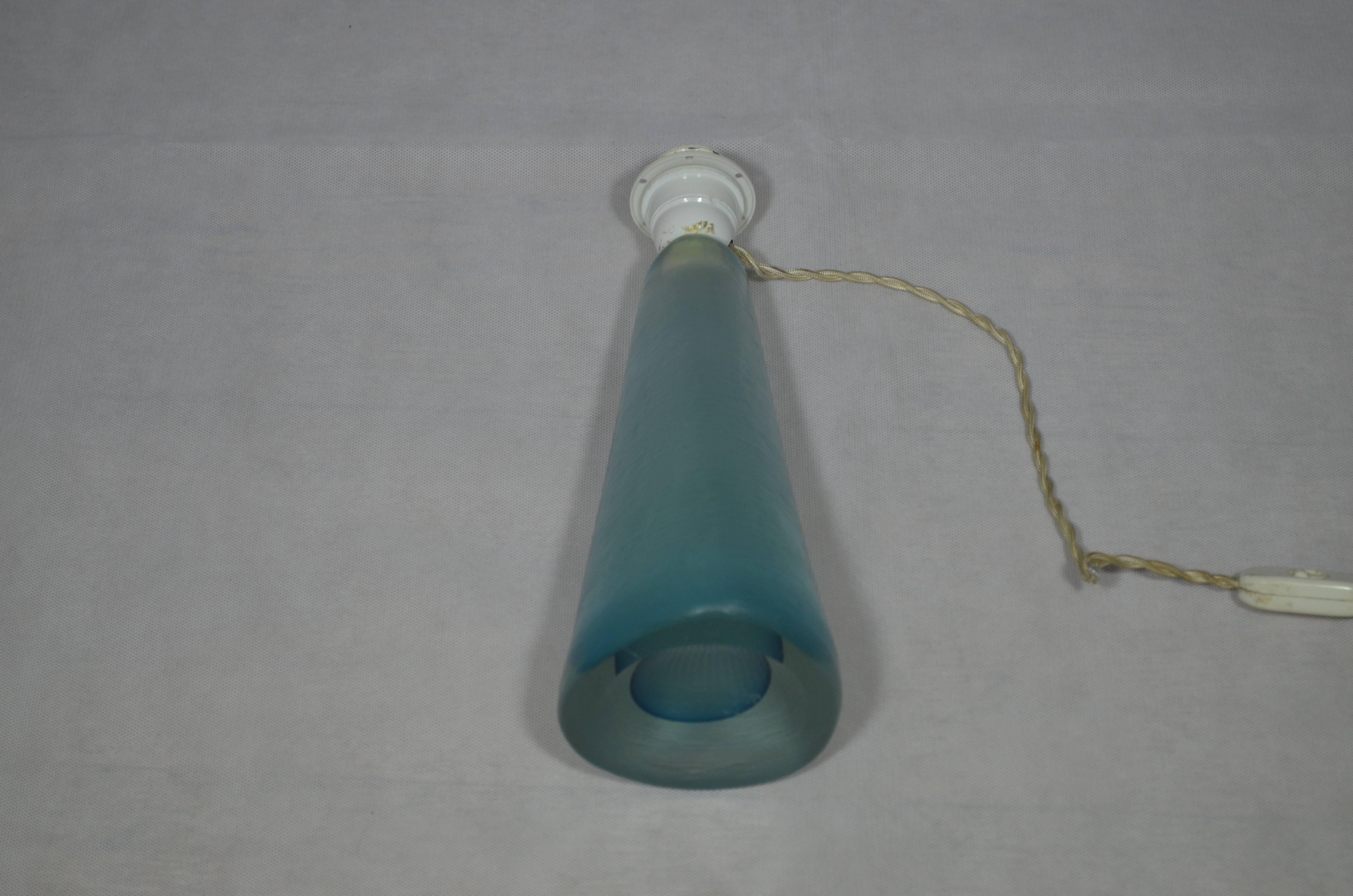Mid-Century Modern Lampe de bureau italienne de Murano bleu clair marquée Venini, années 1950 en vente