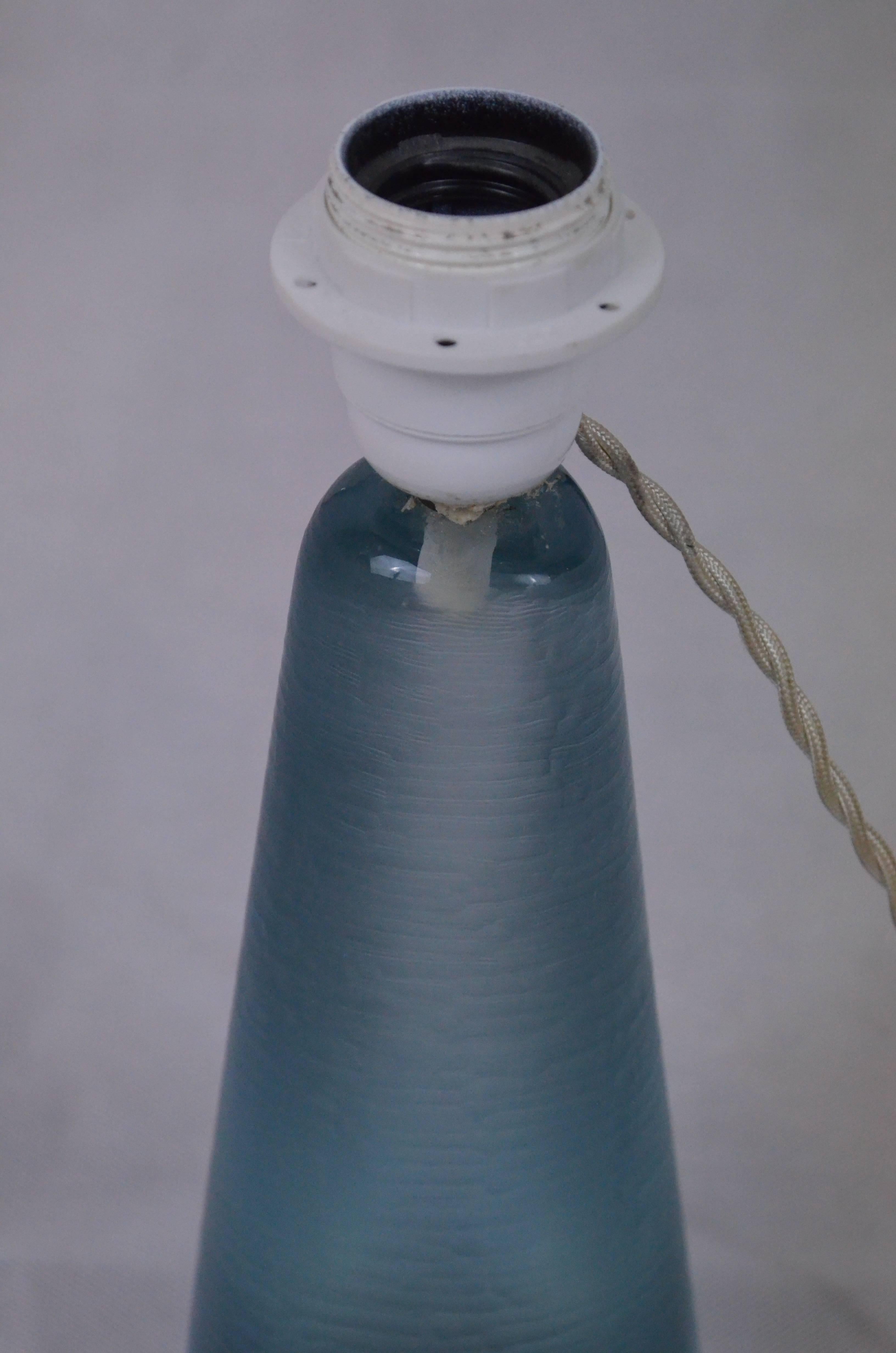Lampe de bureau italienne de Murano bleu clair marquée Venini, années 1950 en vente 1