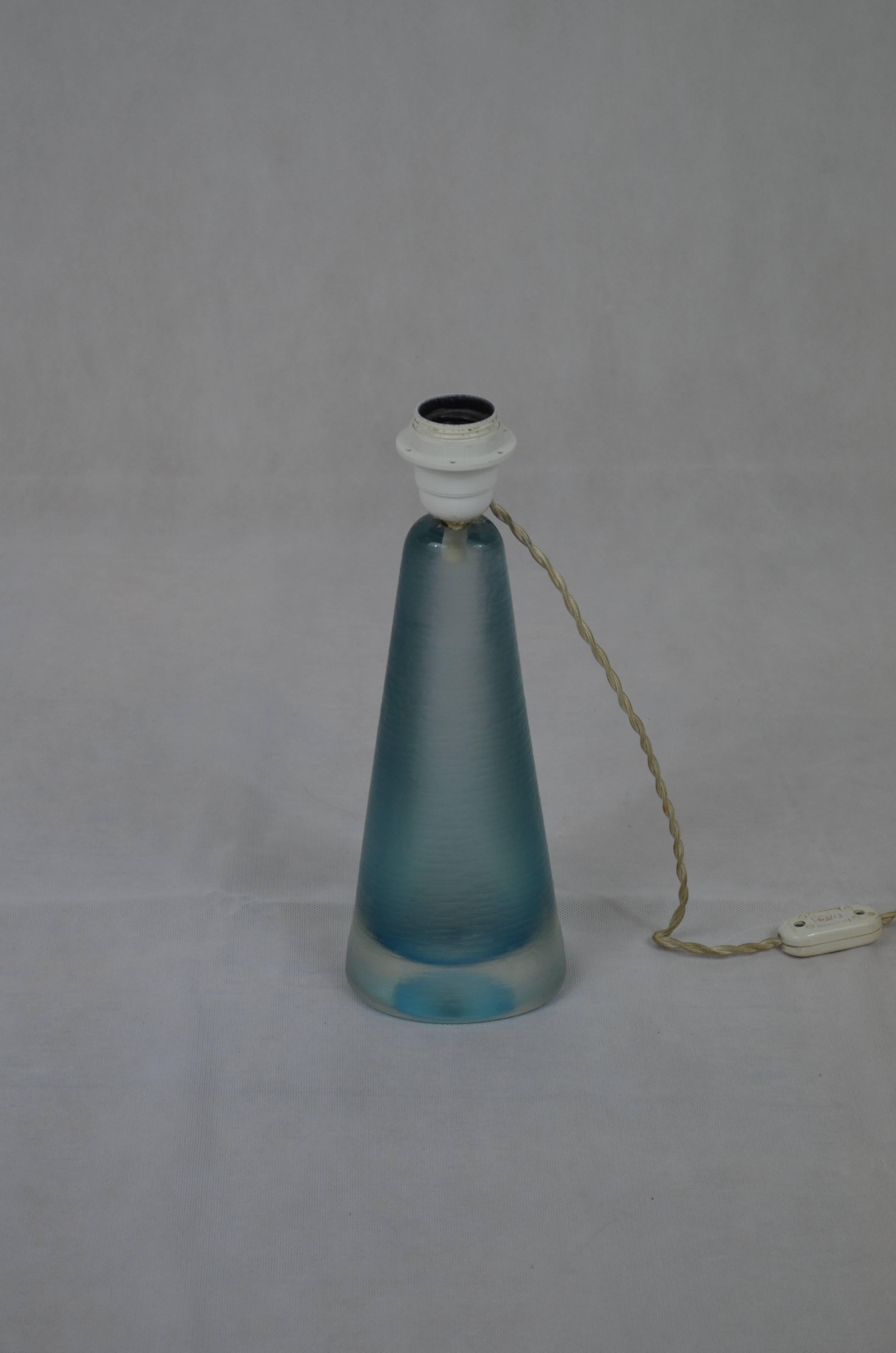 Lampe de bureau italienne de Murano bleu clair marquée Venini, années 1950 en vente 2