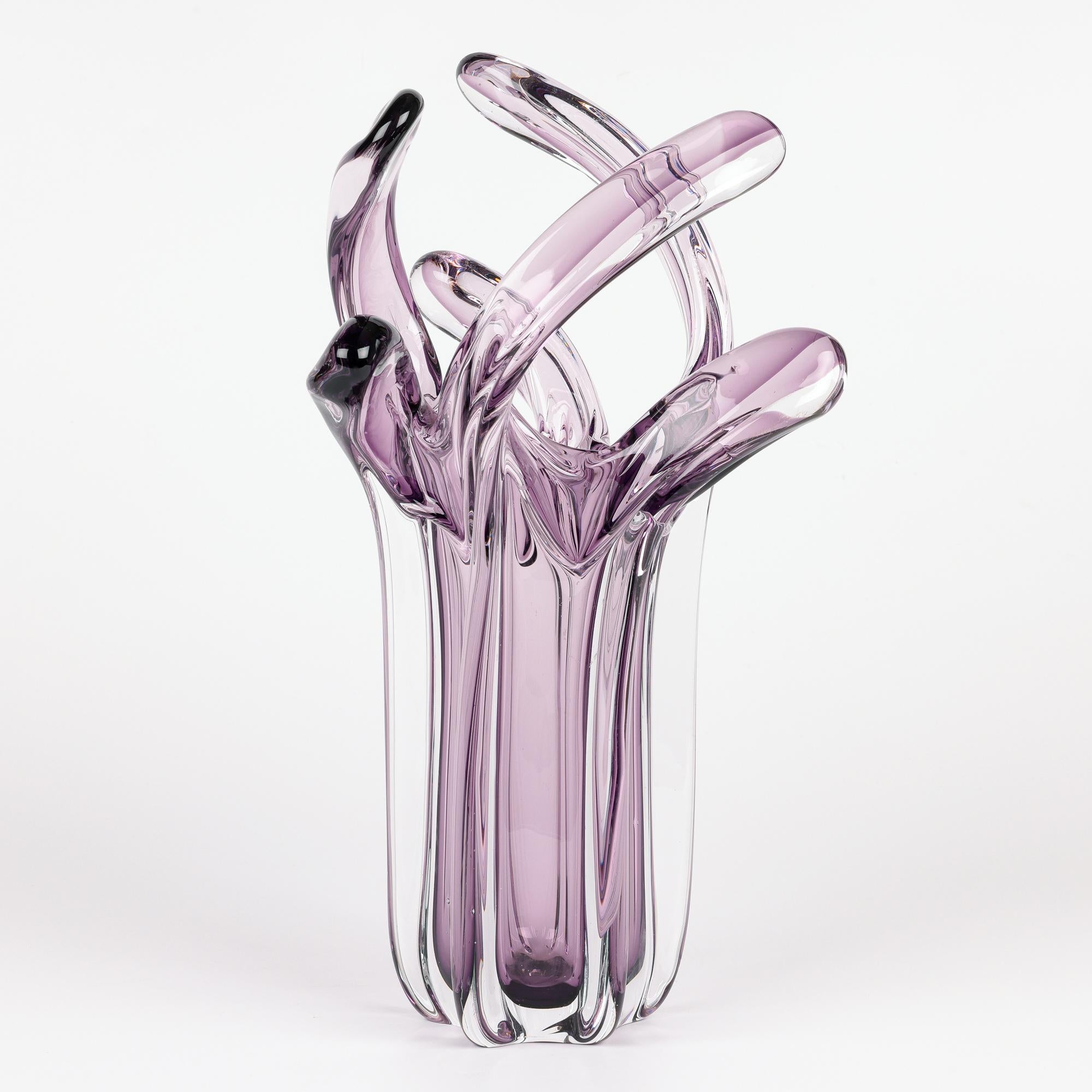 Italian Murano Mid-Century Sommerso Stylized Tentacle Art Glass Vase For Sale 6