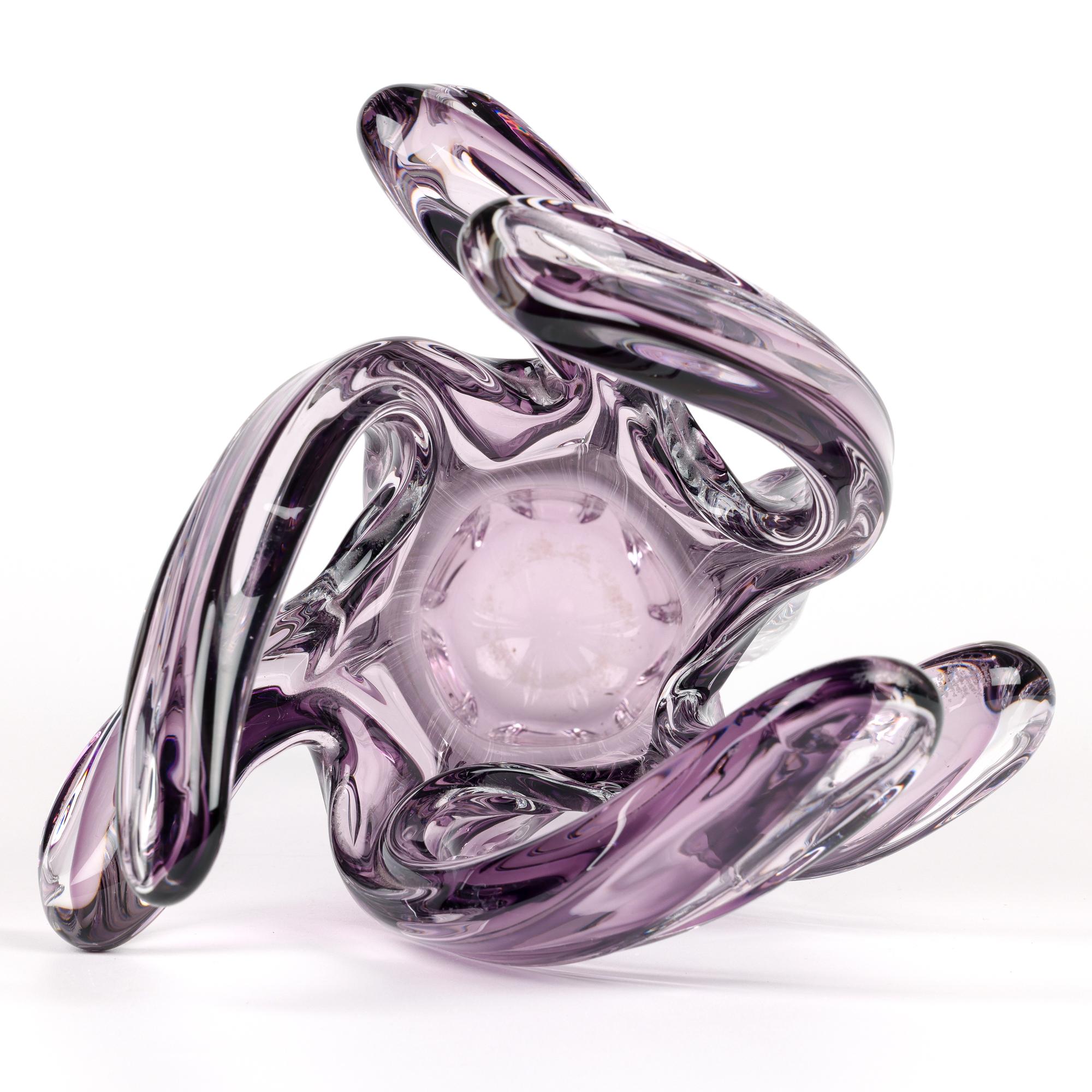 Italian Murano Mid-Century Sommerso Stylized Tentacle Art Glass Vase For Sale 1