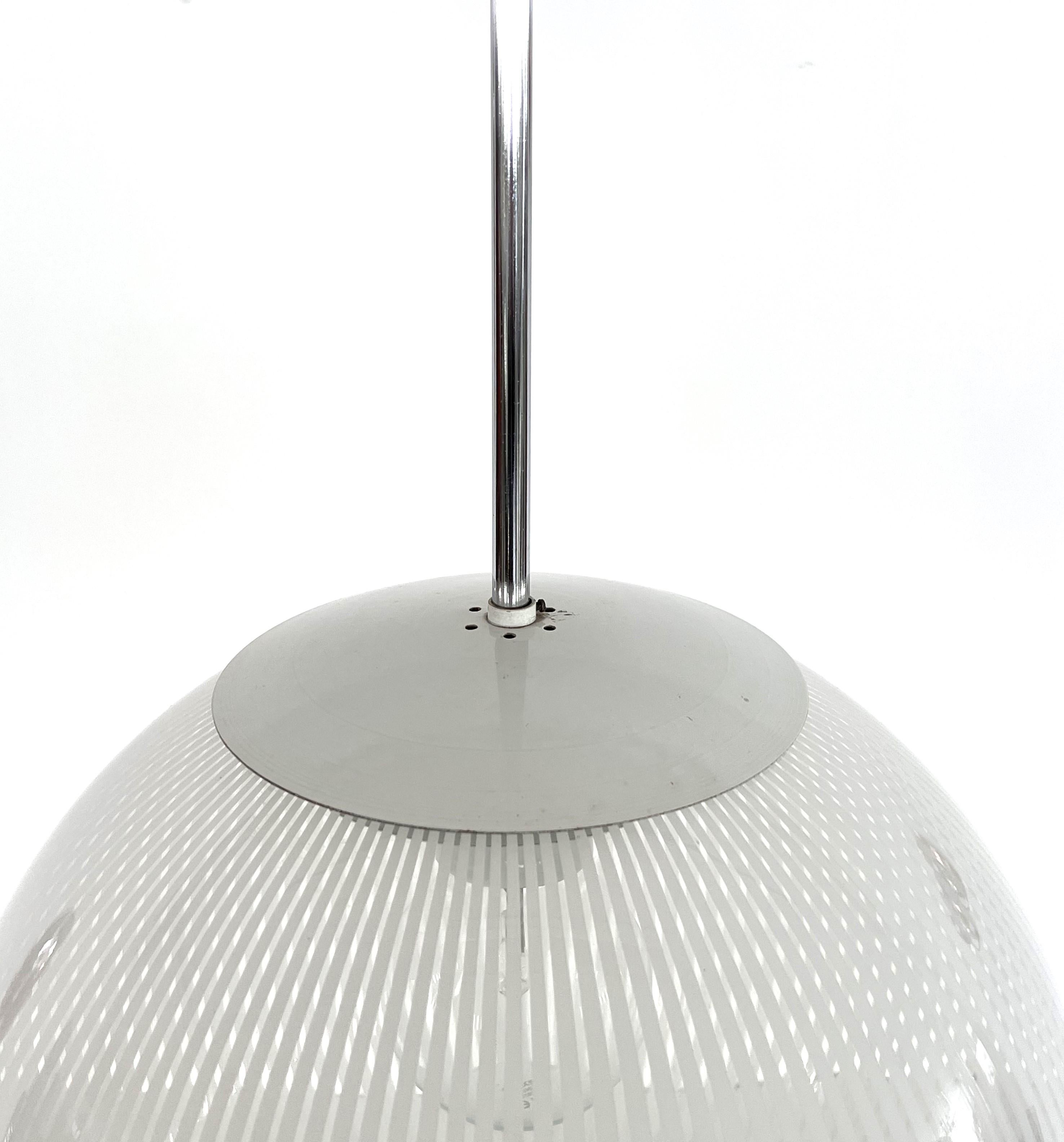 Italian Murano Midcentury Large White Striped Glass Globe Chandelier  For Sale 3