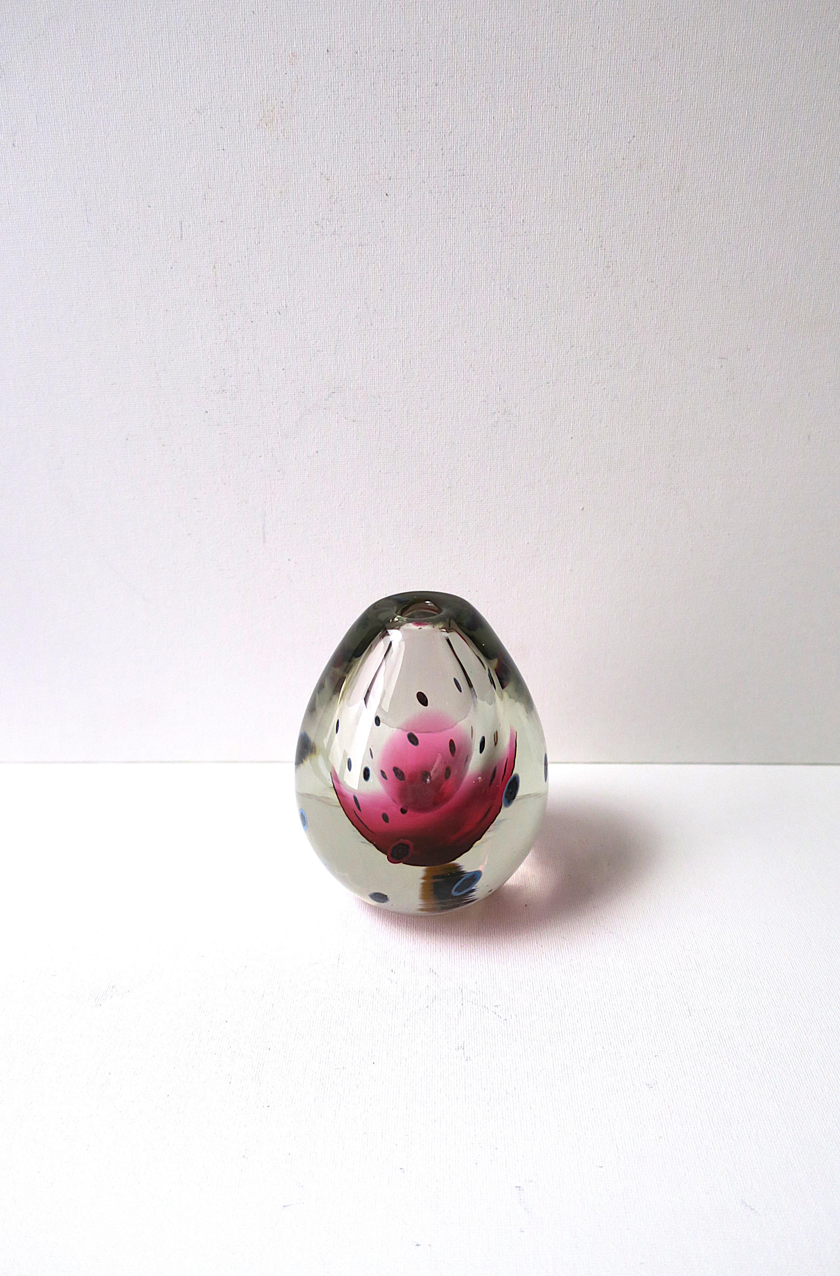 Italian Murano Millefiori Vase In Good Condition For Sale In New York, NY