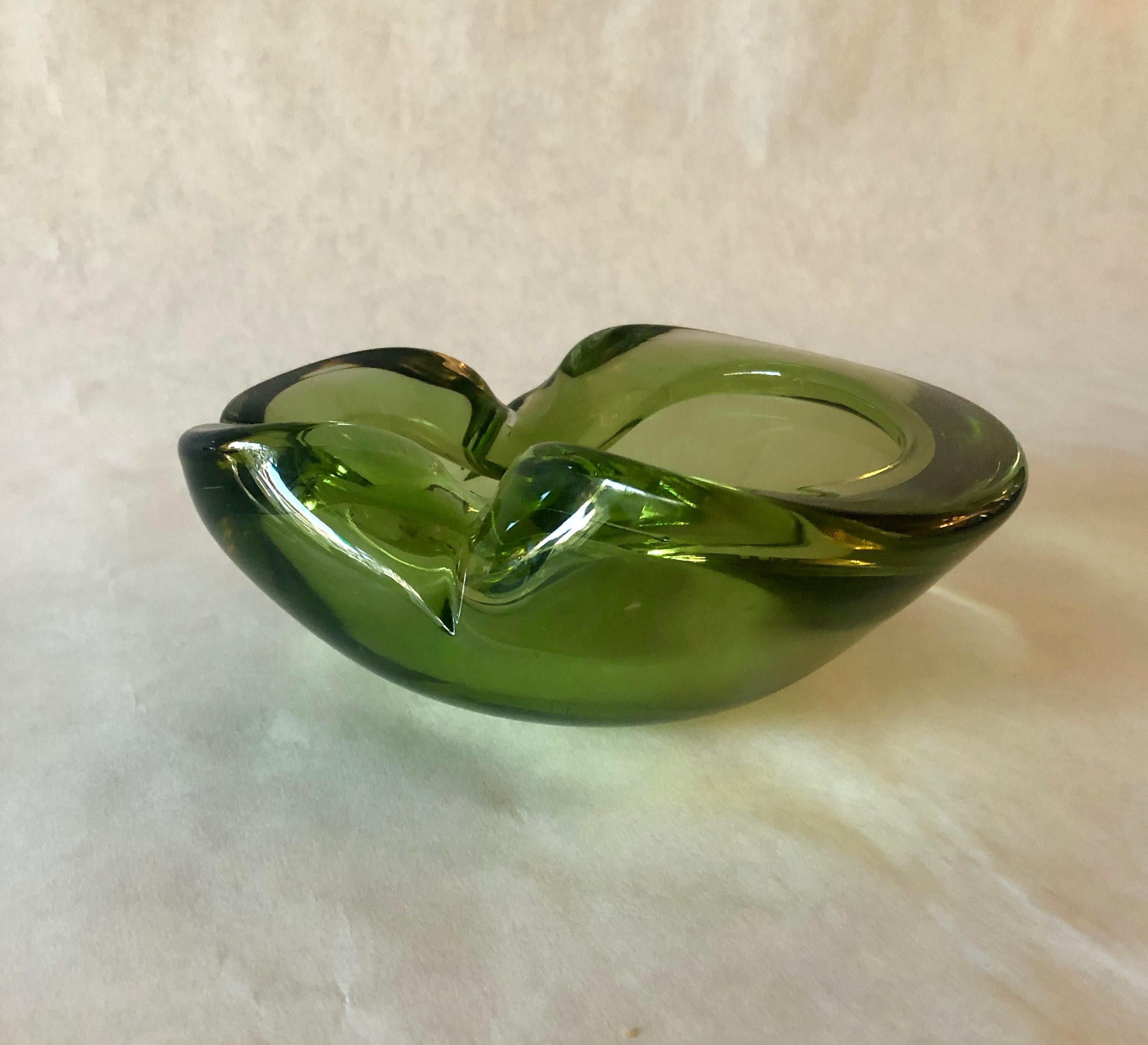 Italian Murano Blown Glass Peridot Green Ashtray / Candy Bowl / Bowl For Sale 3