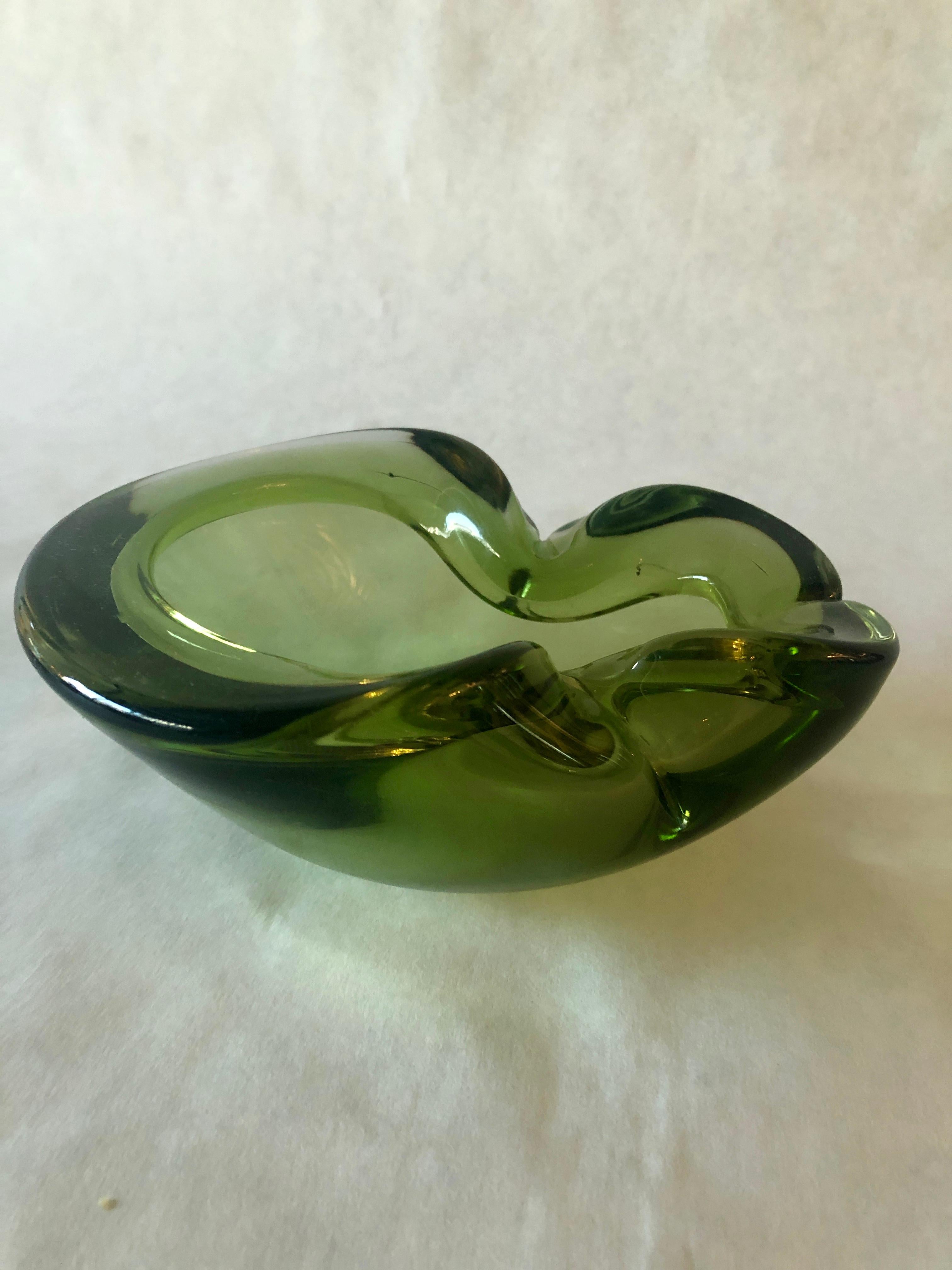 Italian Murano Blown Glass Peridot Green Ashtray / Candy Bowl / Bowl For Sale 4