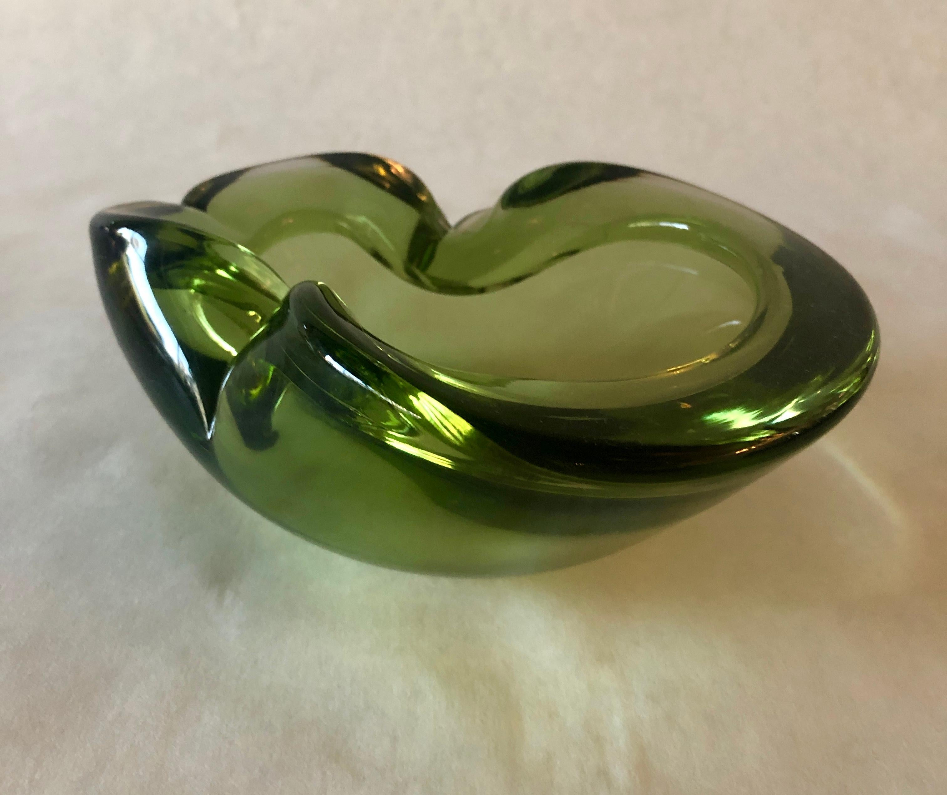 Italian Murano Blown Glass Peridot Green Ashtray / Candy Bowl / Bowl For Sale 10