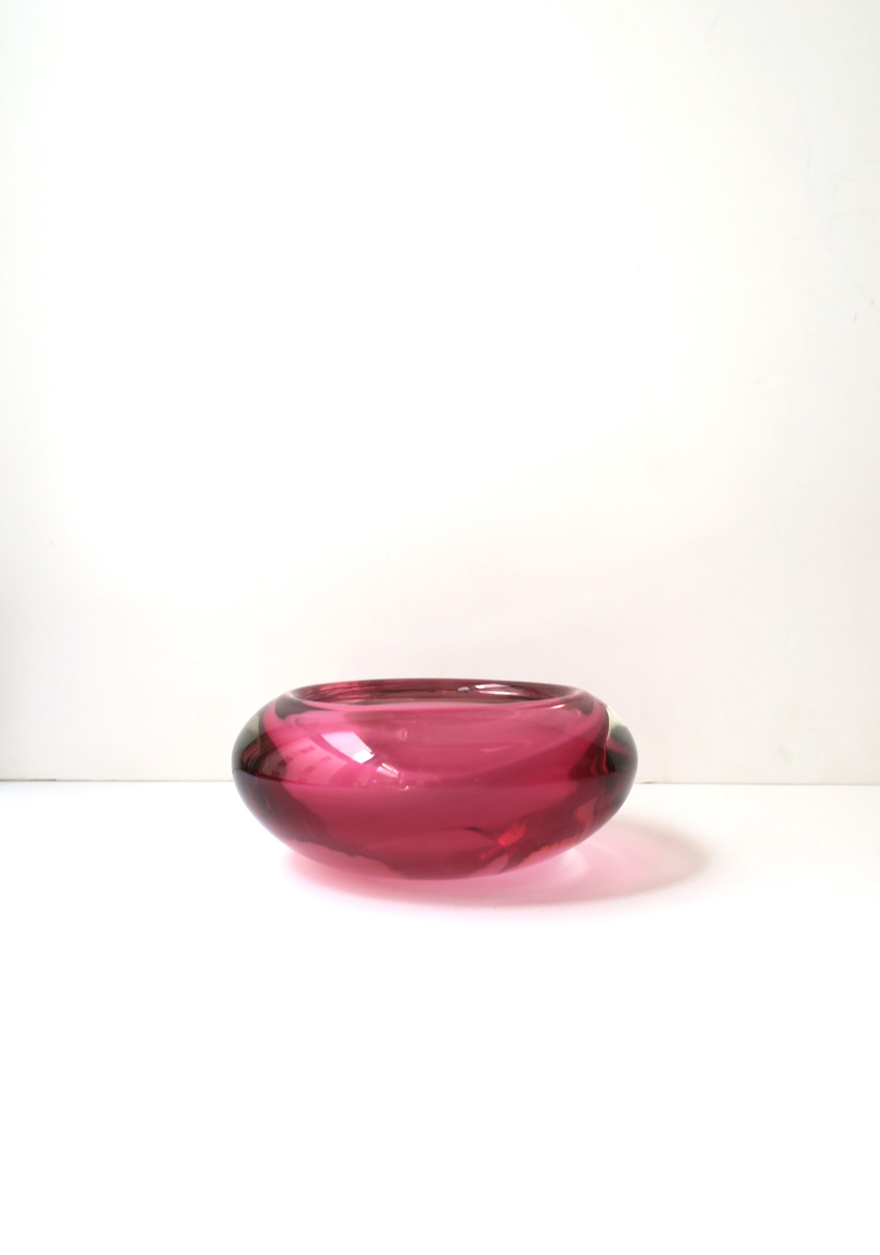 Mid-Century Modern Italian Murano Pink and Clear Art Glass Bowl or Catchall after Seguso  For Sale