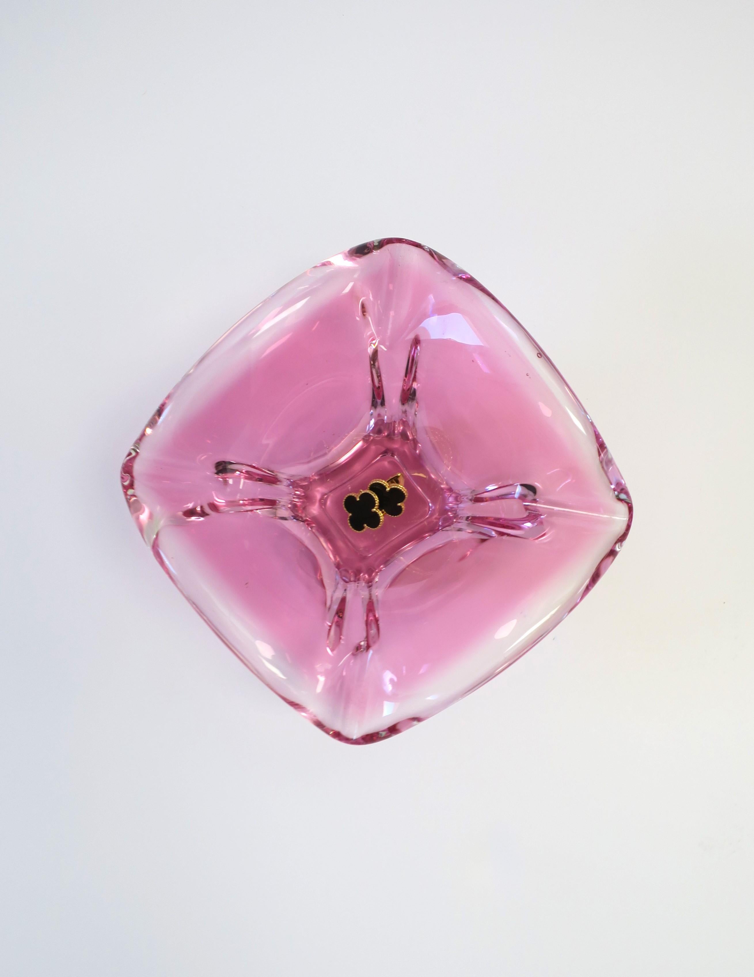 Italienische Muranoglasschale oder Aschenbecher aus rosa Kunstglas im Angebot 6