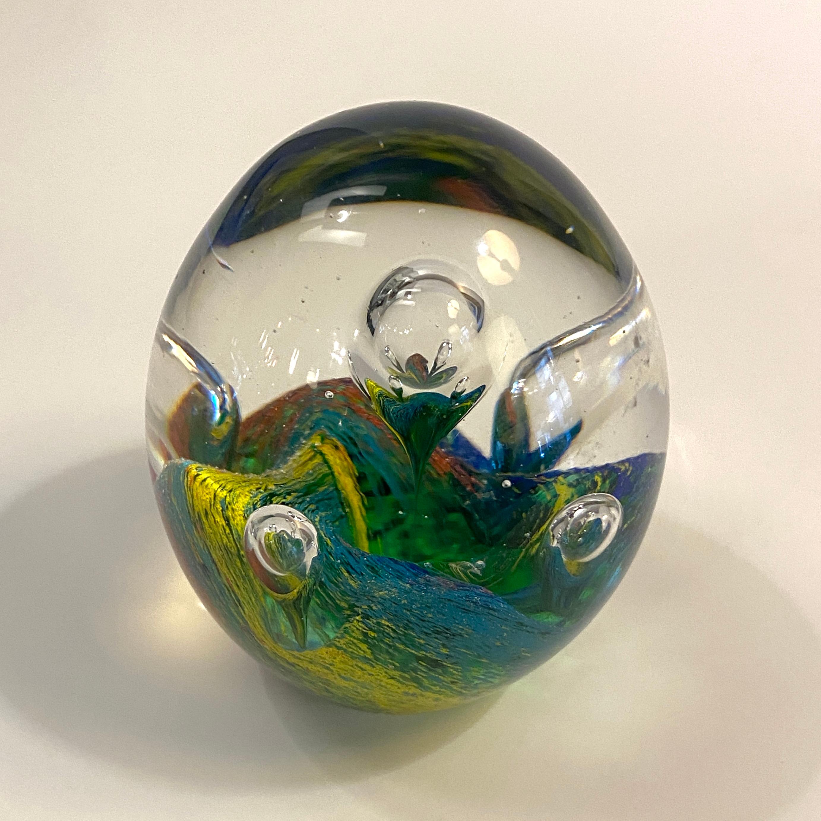 Italian Murano Rainbow Bubble Art Glass Paperweight In Good Condition For Sale In Brooklyn, NY