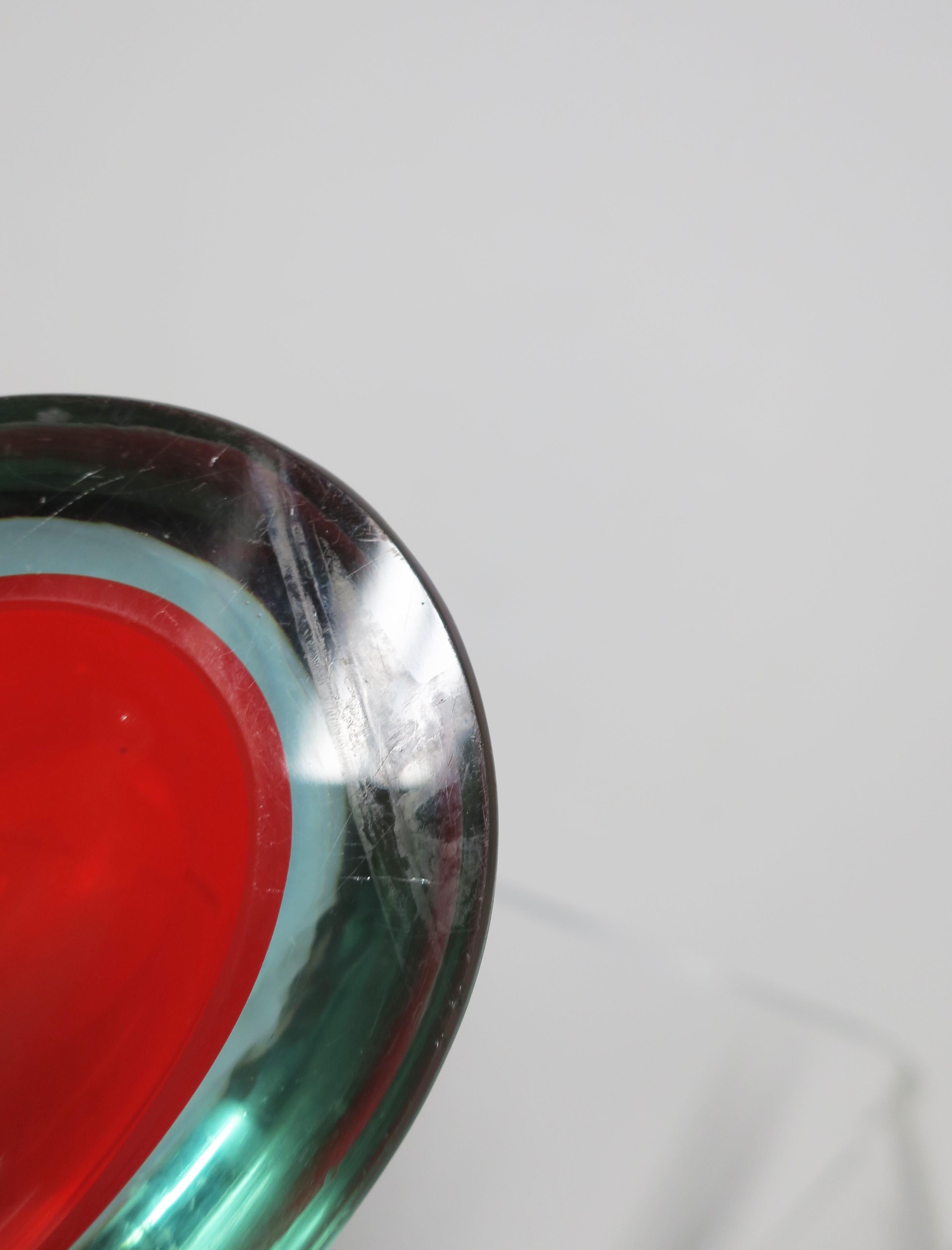 Ciotola o posacenere in vetro artistico italiano rosso di Murano in vendita 6