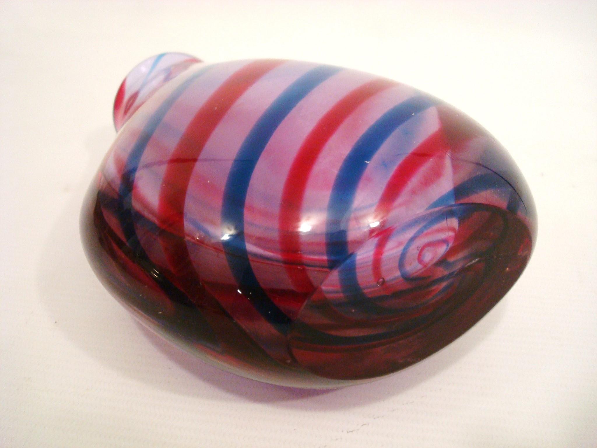 Vaso in vetro artistico italiano soffiato a nastro di Murano in vendita 3