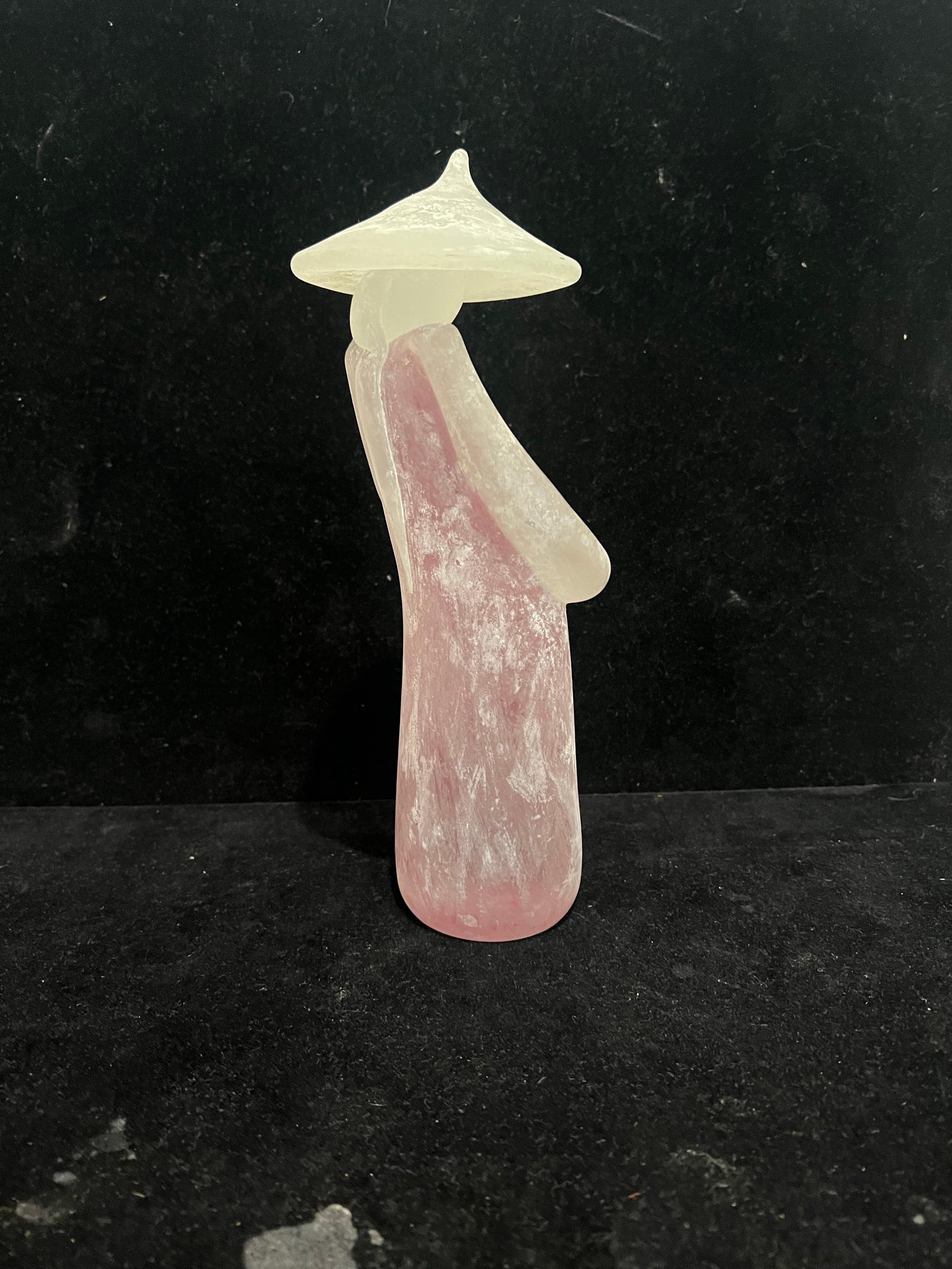 Scultura in vetro di Murano Scavo firmata in rosa e smerigliato In condizioni ottime in vendita a San Diego, CA