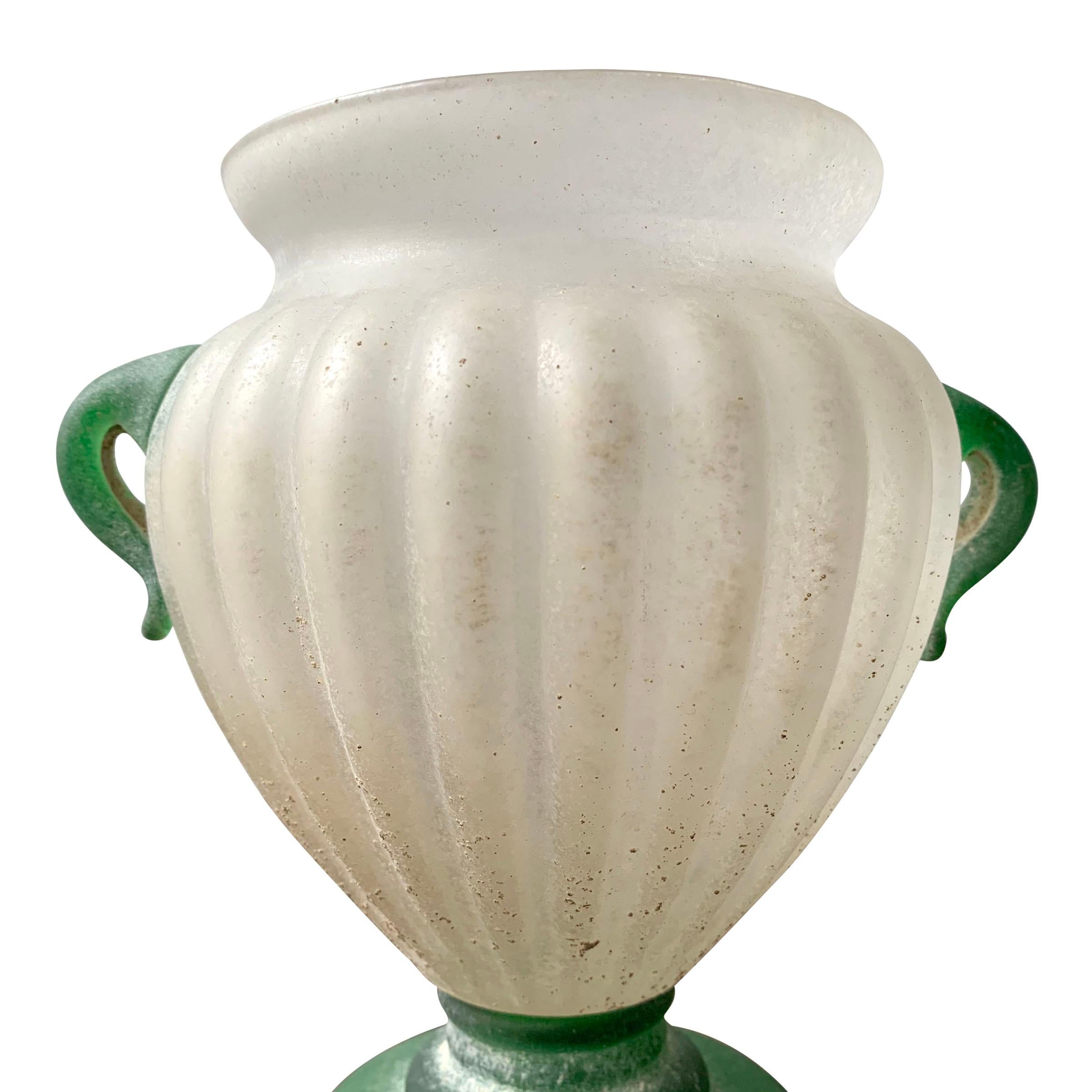 Italian Murano Scavo Vase In Good Condition For Sale In Chicago, IL