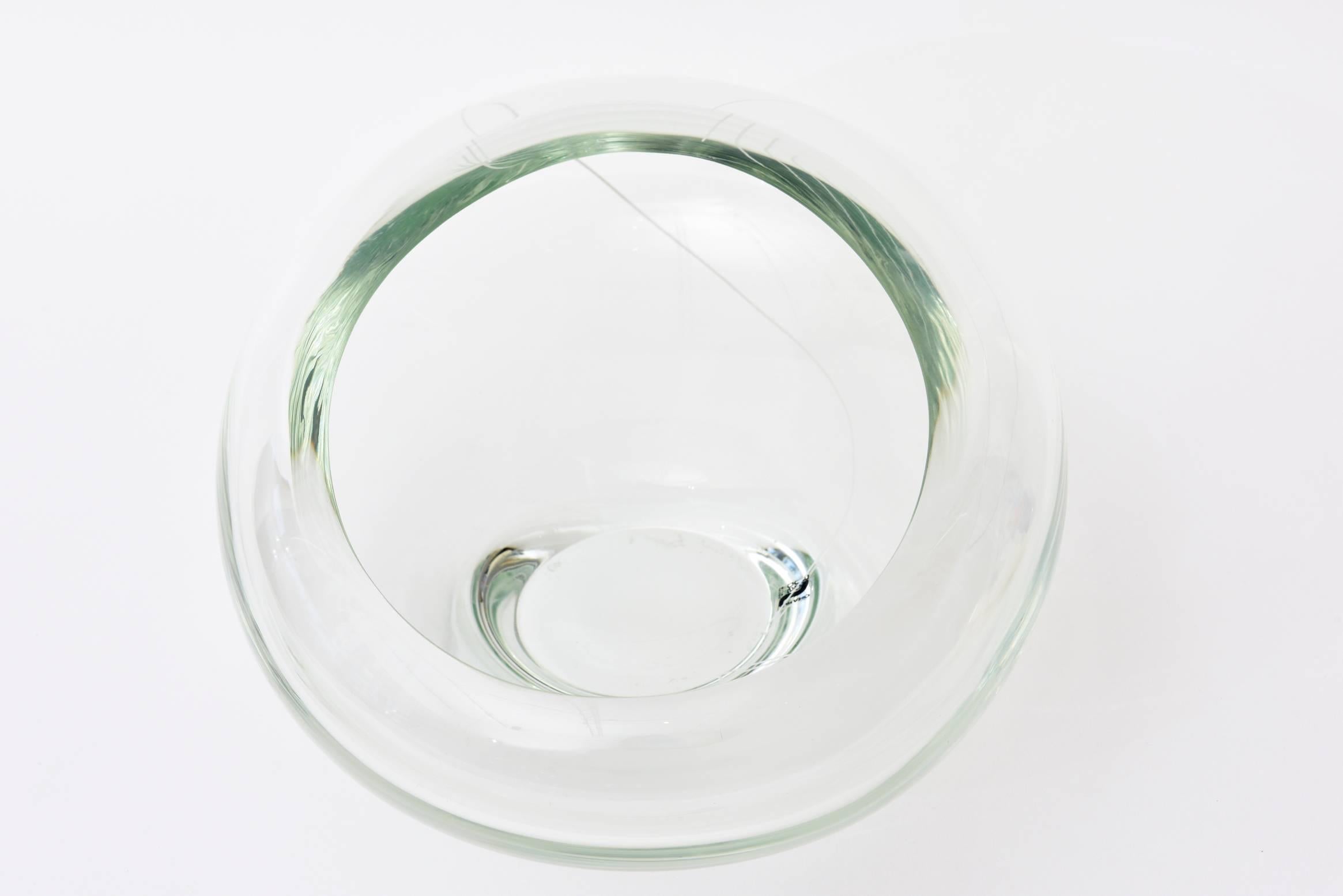 Murano Seguso Glass Sculptural Asymmetrical Bowl or Vase or Centerpiece In Good Condition In North Miami, FL