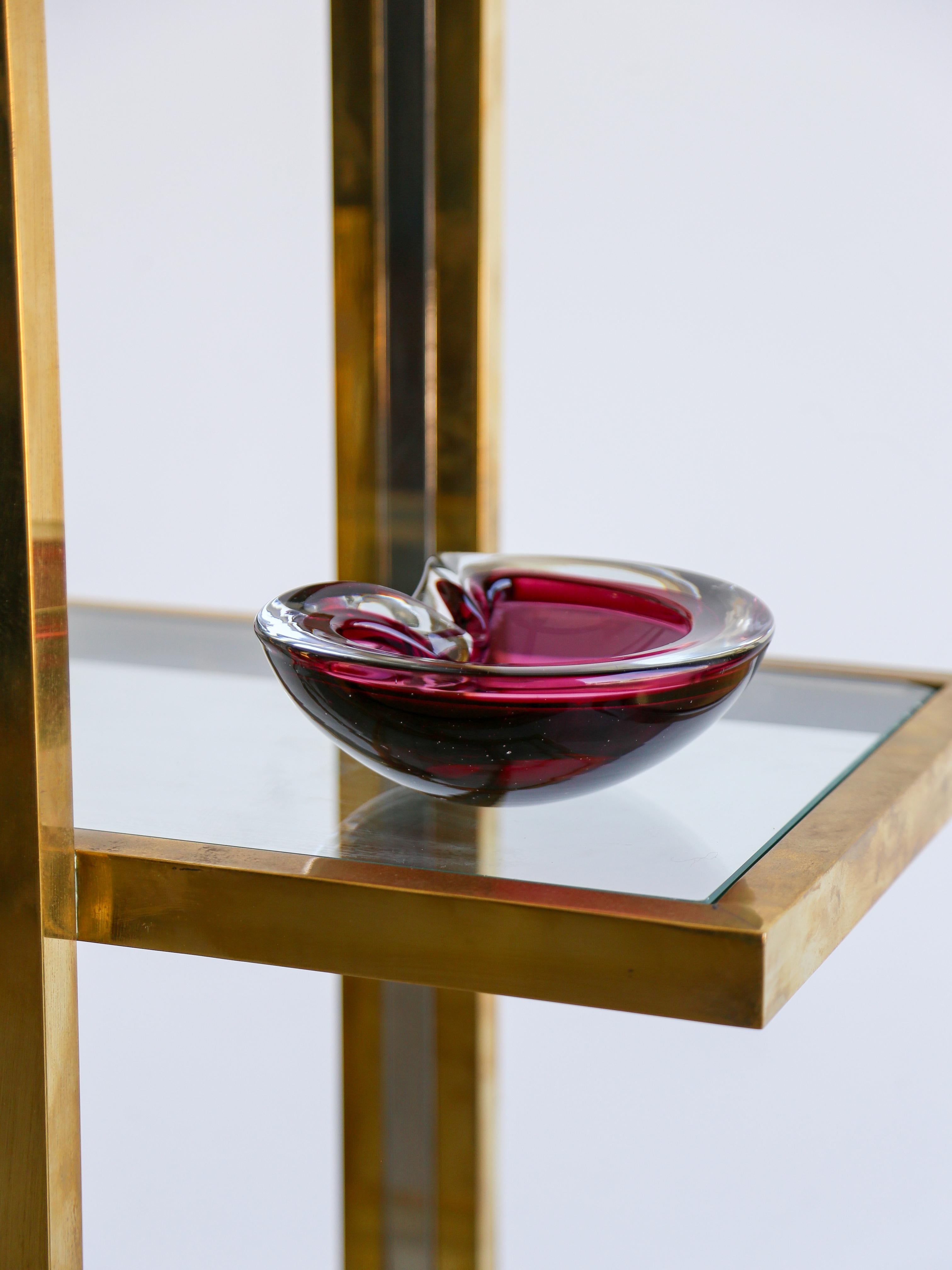 Italian Murano Sommerso Glass Dark Purple Round Ashtray In Good Condition For Sale In Byron Bay, NSW