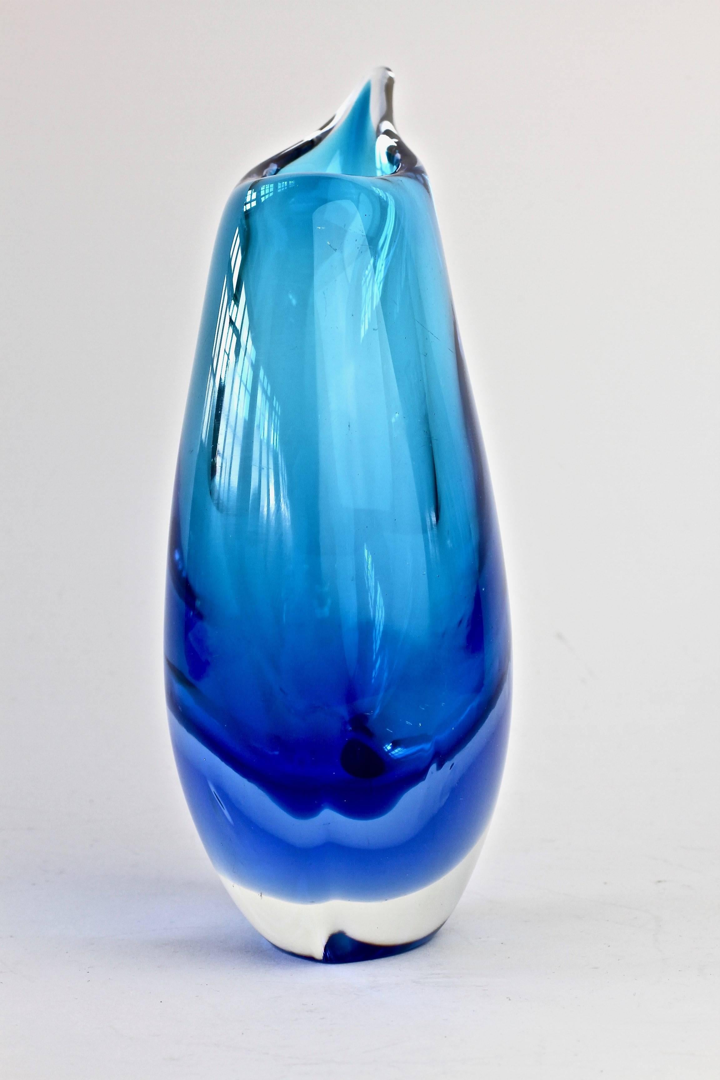Mid-Century Modern Italian Murano 'Sommerso' Glass Vase Attributed to Flavio Poli for Seguso 1960s