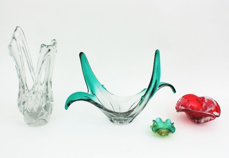 Italian Murano Sommerso Green Clear Art Glass Centerpiece Vase In Good Condition For Sale In Barcelona, ES