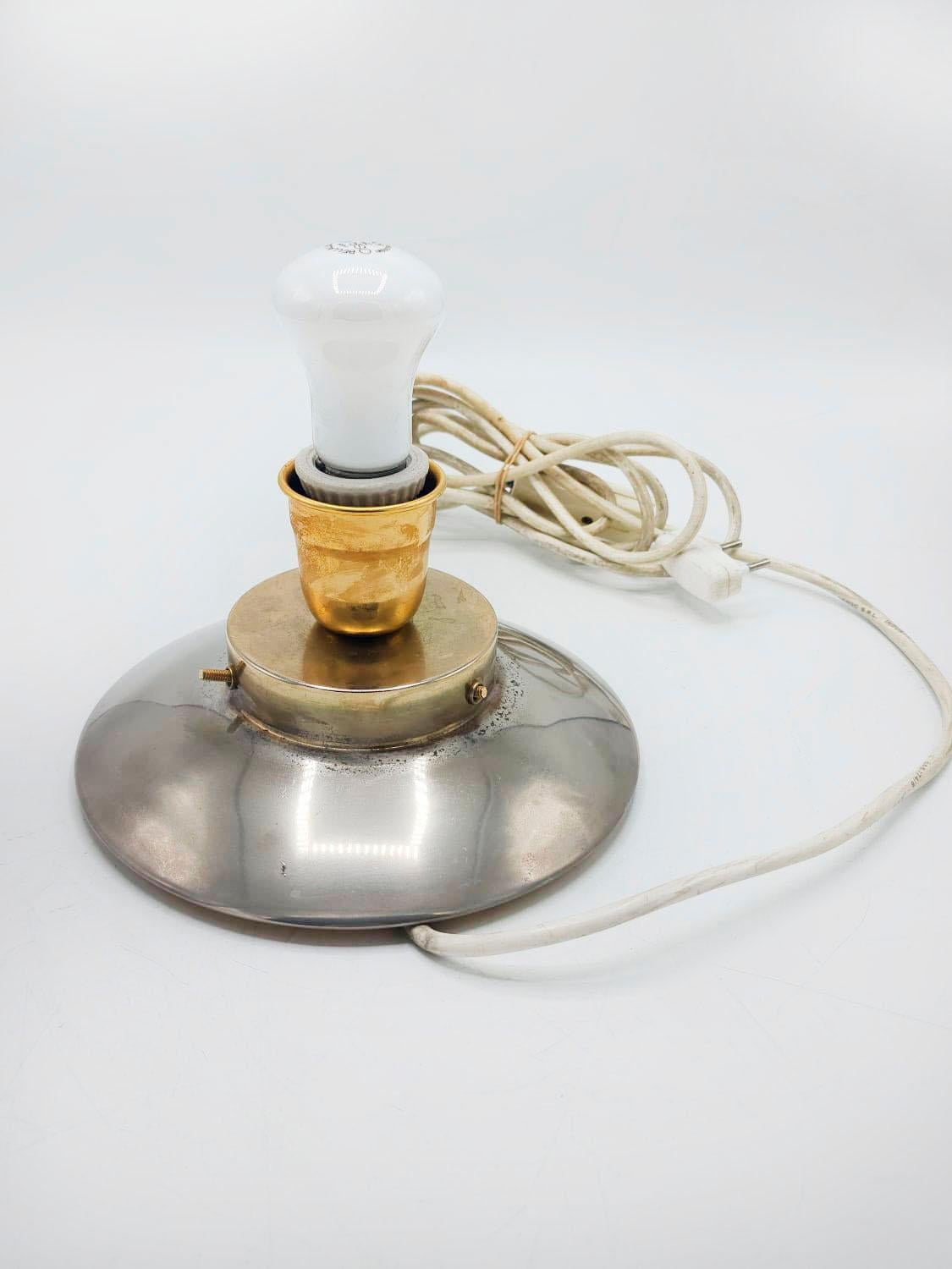 Italian Murano table lamp 1950 in the style to Venini In Good Condition For Sale In Autonomous City Buenos Aires, CABA