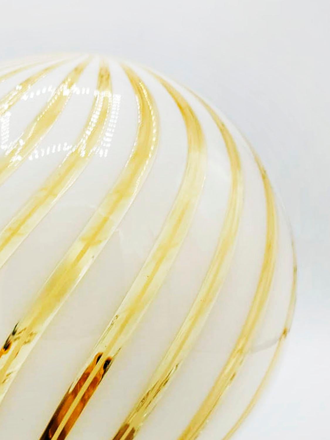 20th Century Italian Murano table lamp 1950 in the style to Venini For Sale