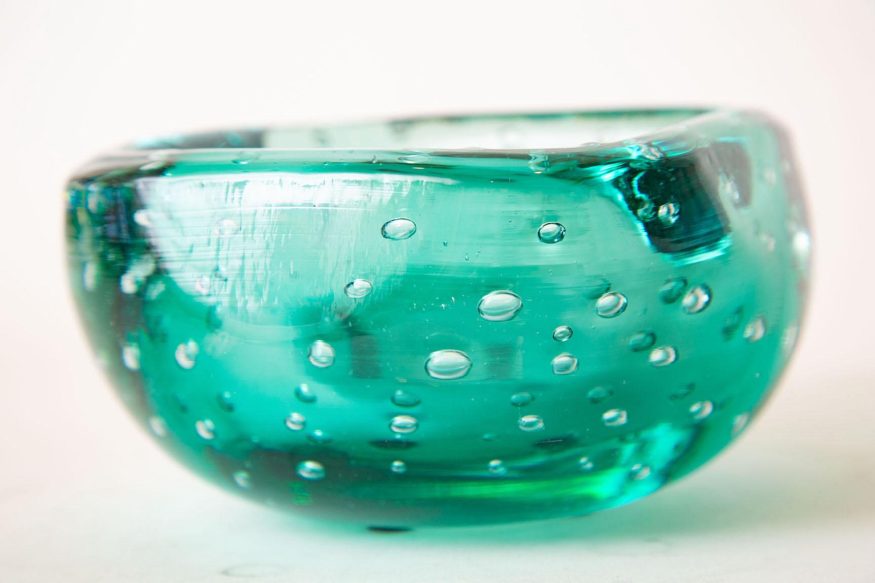 Italian Murano Teal Emerald Green Glass Square Bowl with Bullecante Bubbles Vintage For Sale