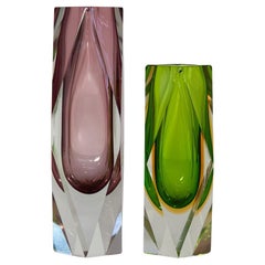 Italienische Murano Glass Sommerso Vasen mit dicken Facetten, 1970er Jahre. Satz von 2.