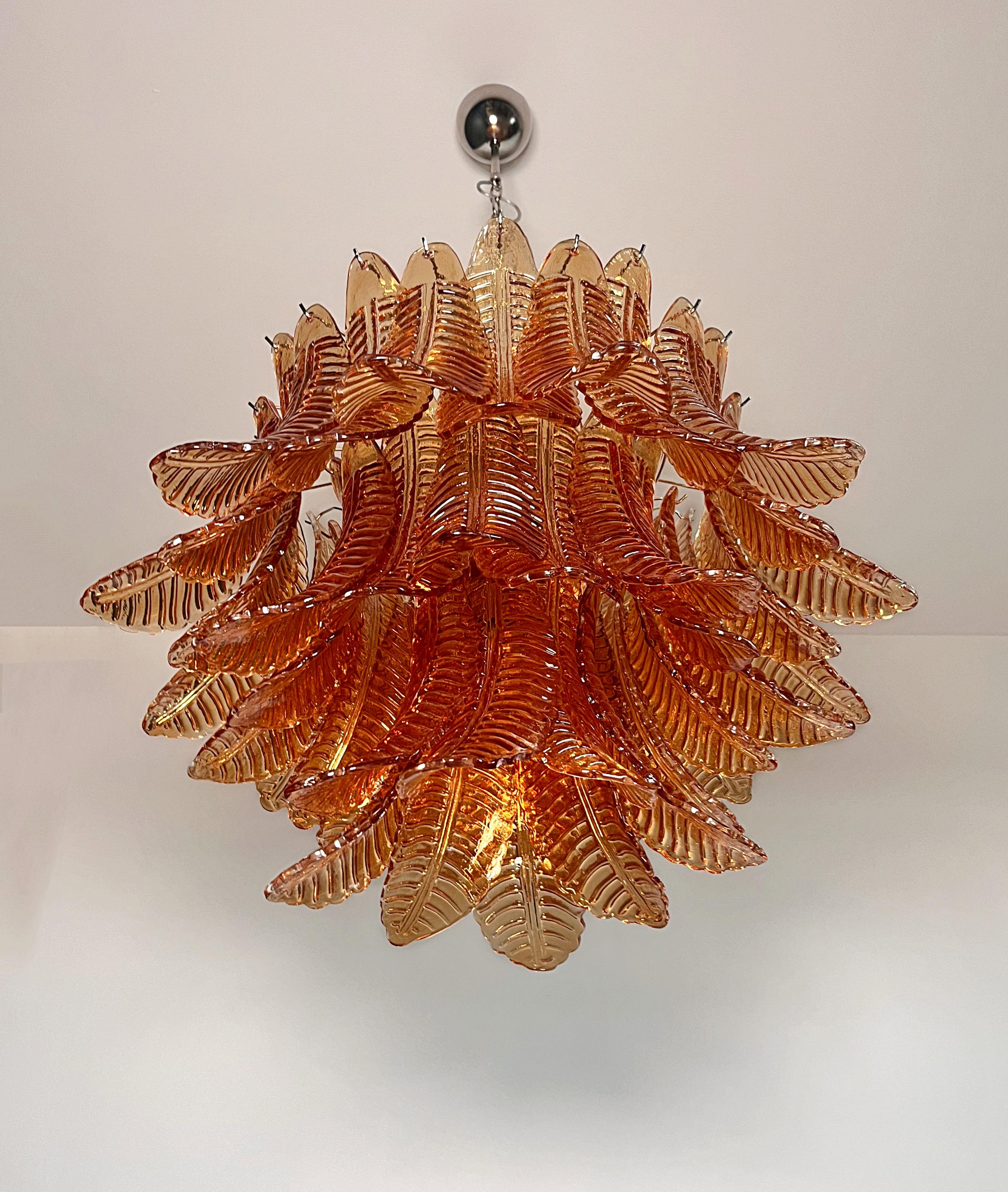 Lustre en verre de Murano à trois niveaux 48 AMBER Felci en vente 2